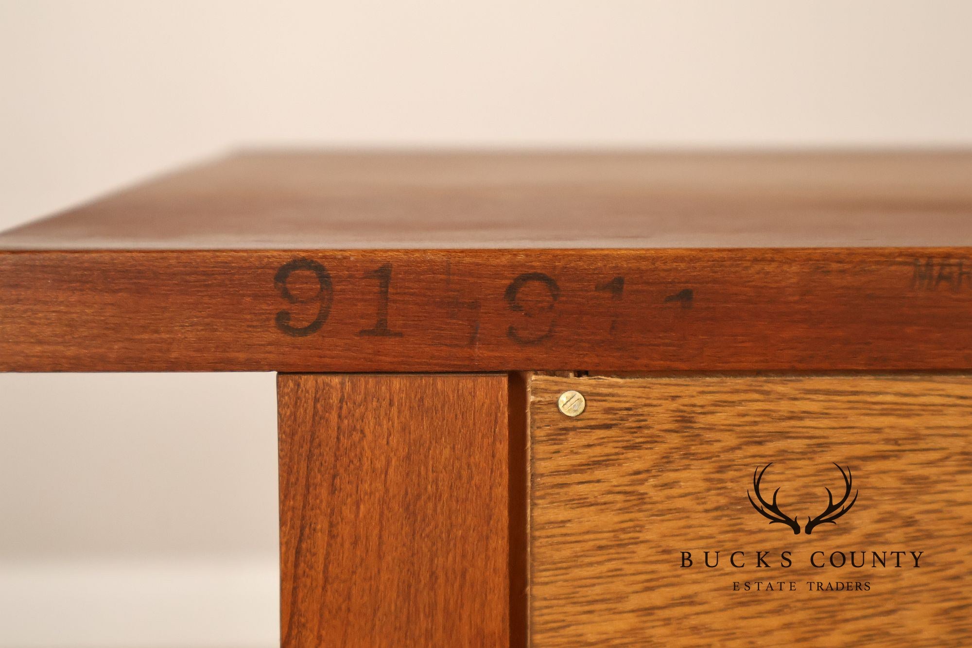 Stickley Harvey Ellis Collection Inlaid Nine Drawer Dresser