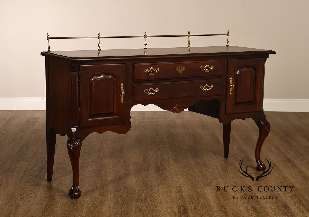 Thomasville 'Collectors Cherry' Georgian Style Sideboard