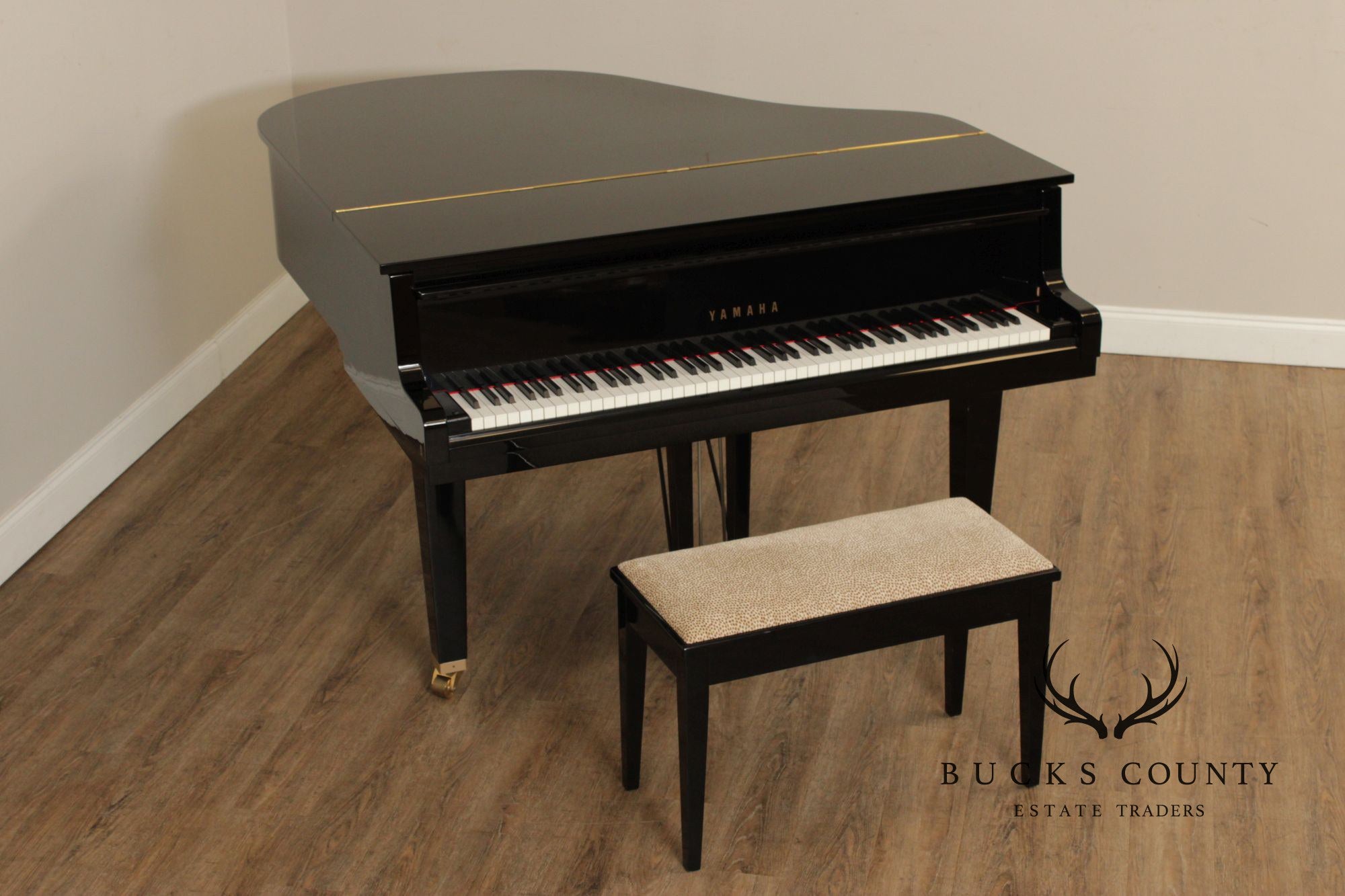 Yamaha GH1 Ebonized Baby Grand Piano