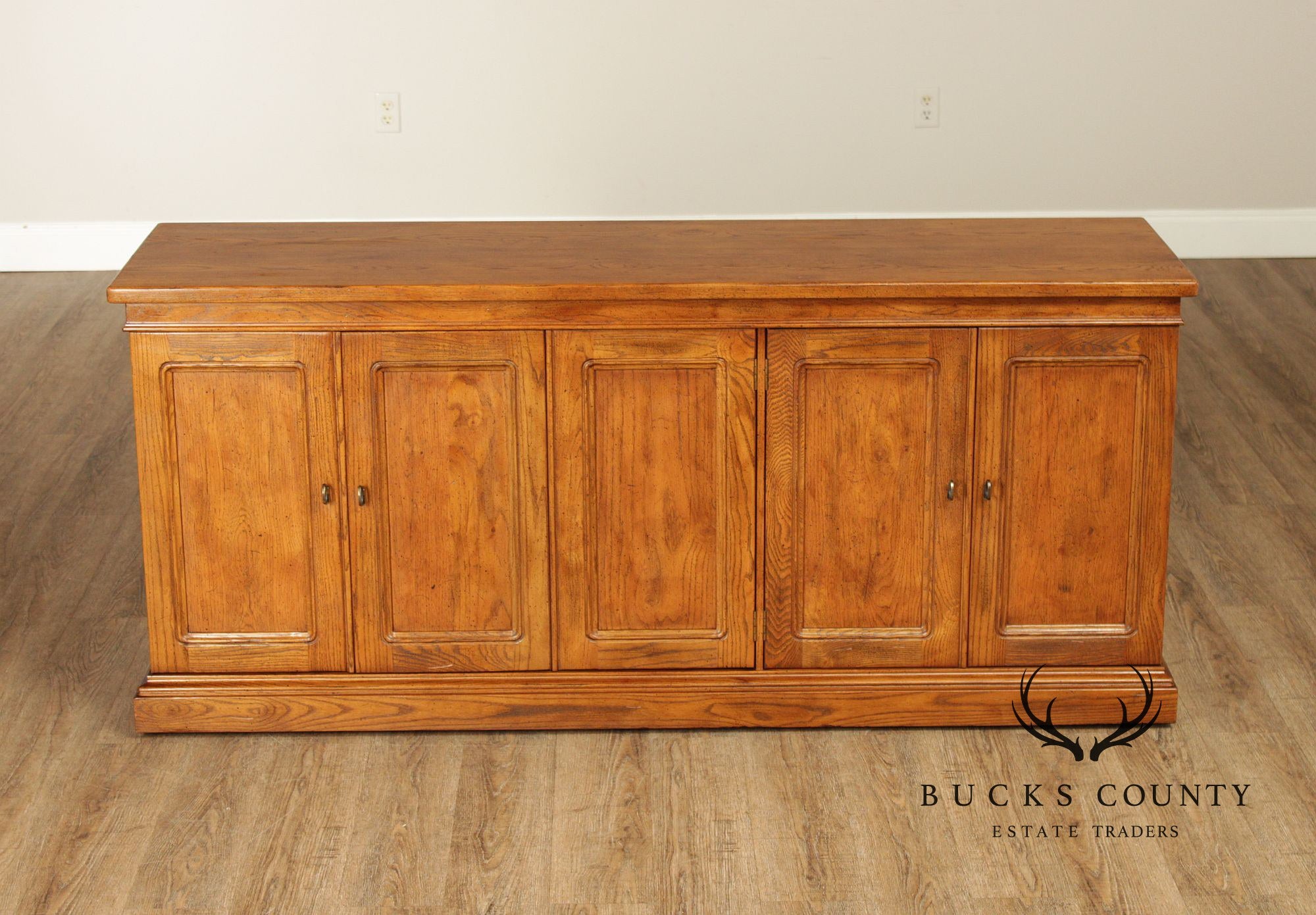 Henredon Artefacts Collection Oak Sideboard Credenza