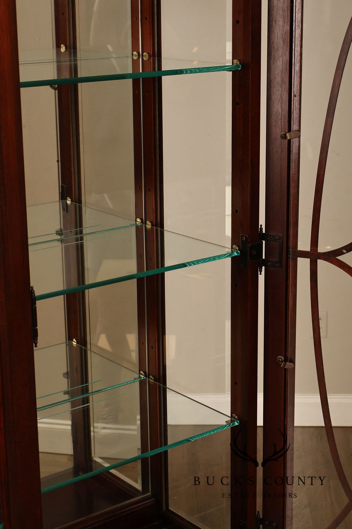 Thomasville Georgian Style Large Mahogany China Display Breakfront