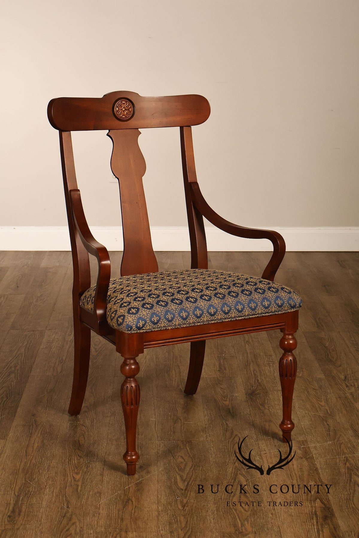 Ethan Allen British Classics Collection Set of Eight Dining Chairs