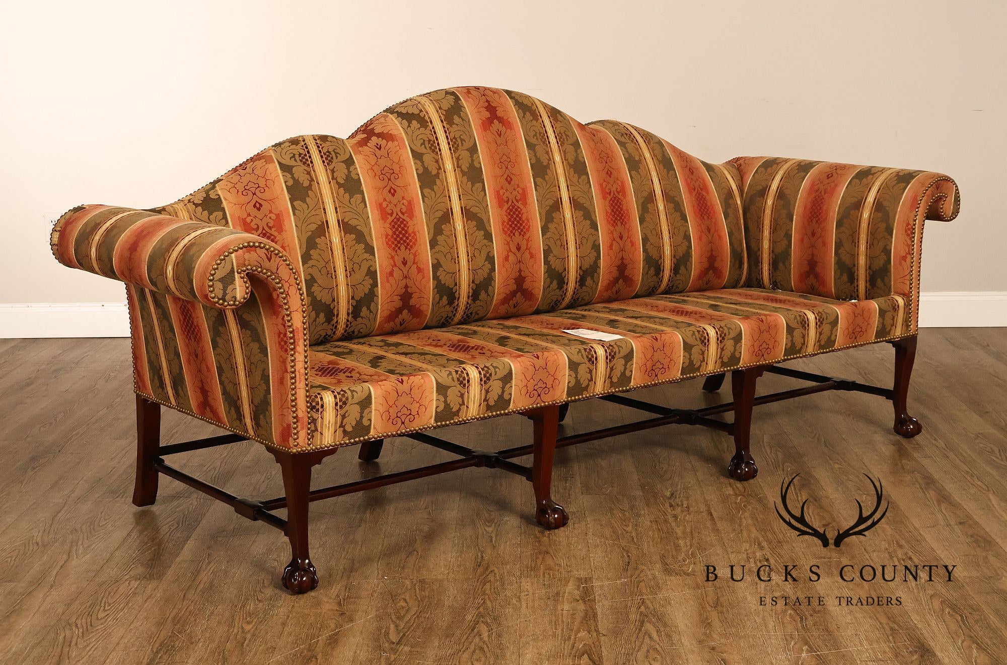 Kindel Winterthur Irish Georgian Chippendale Style Mahogany Camelback Sofa