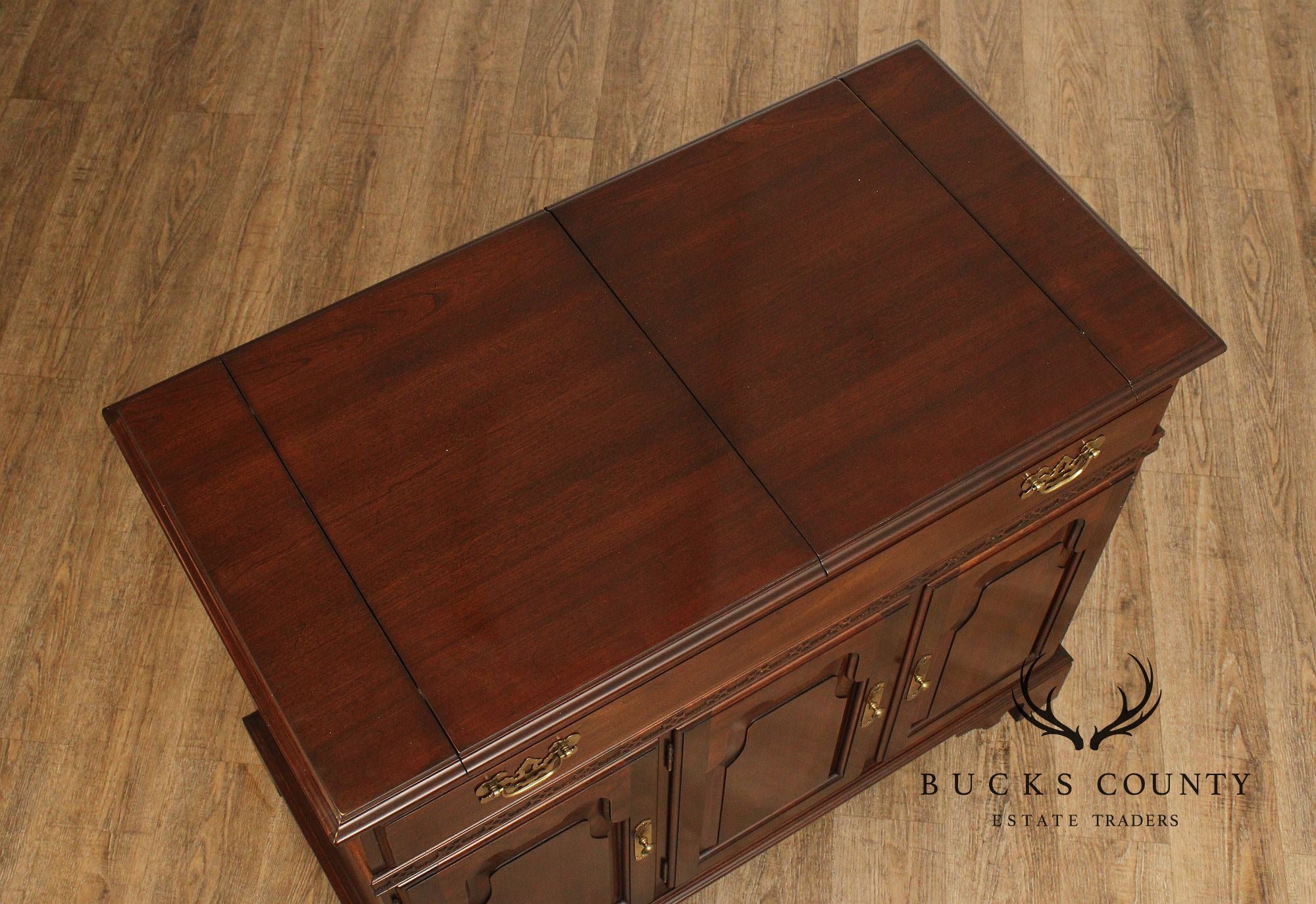 Ethan Allen Georgian Style Cherry Flip-Top Server