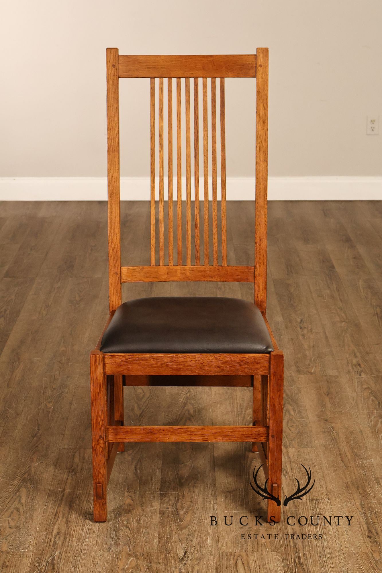 Stickley Mission Collection Set of Eight Oak Spindle Dining Chairs