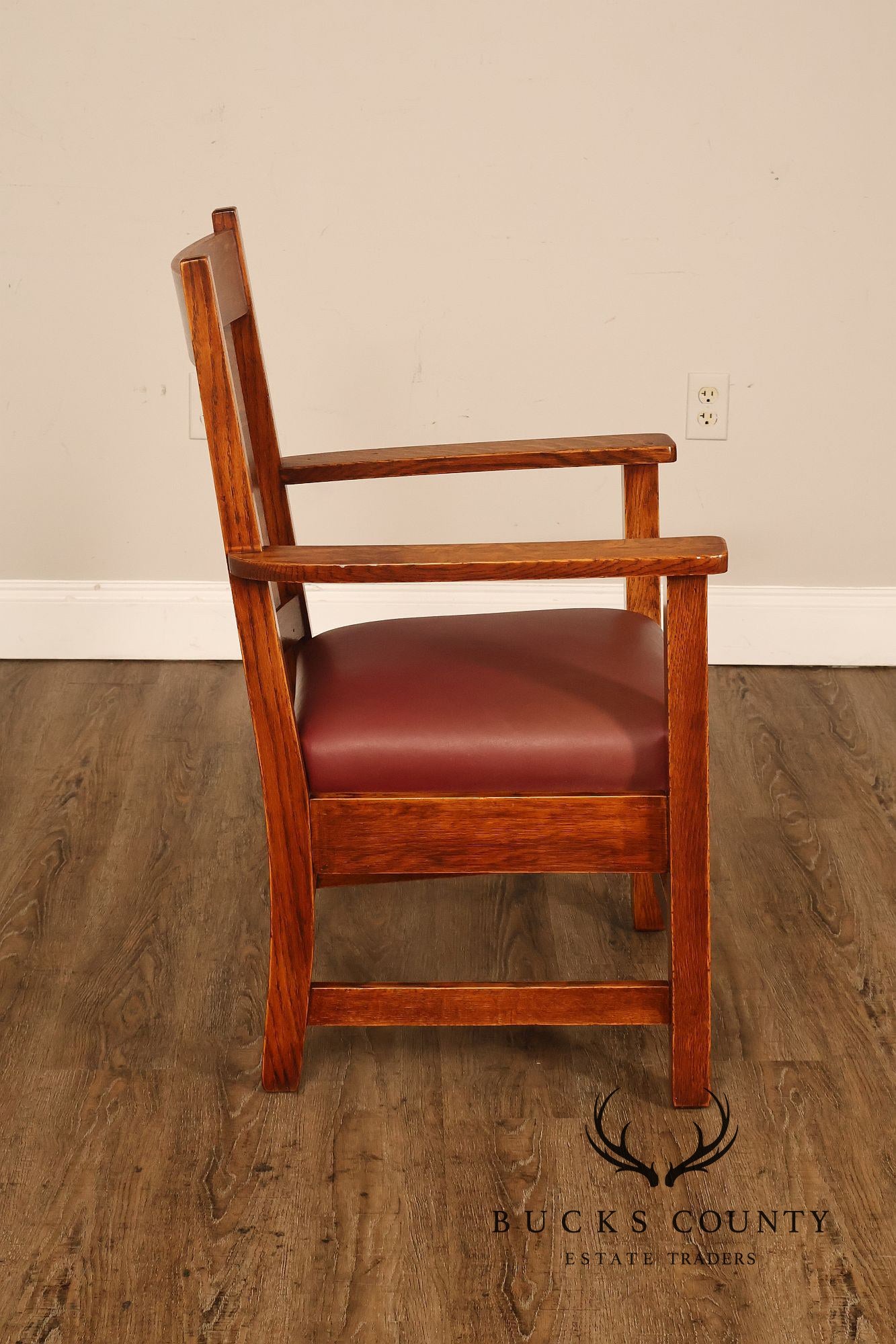 Mission Arts & Crafts Quarter Sawn Oak Armchair With Leather Upholstered Seat