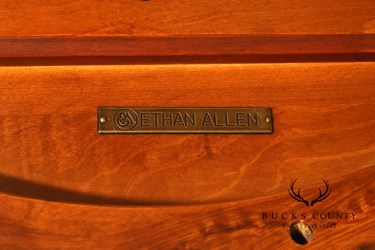 Ethan Allen Townhouse Collection Inlaid Pedestal Side Table