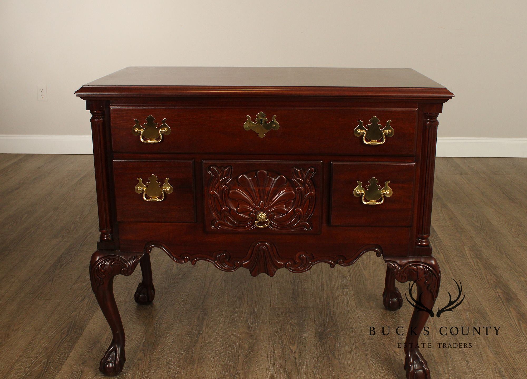 Thomasville Chippendale Style Mahogany Lowboy