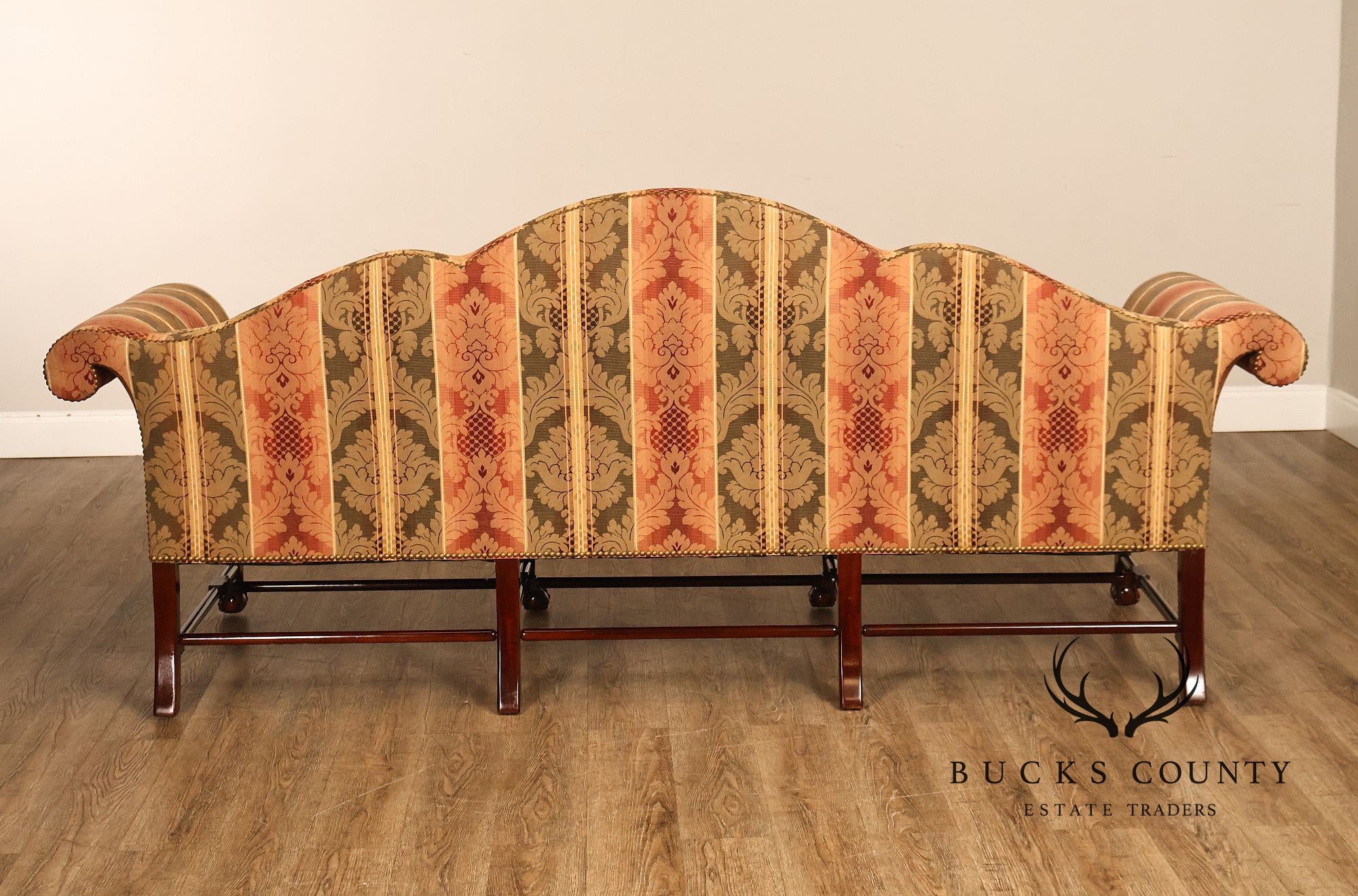 Kindel Winterthur Irish Georgian Chippendale Style Mahogany Camelback Sofa