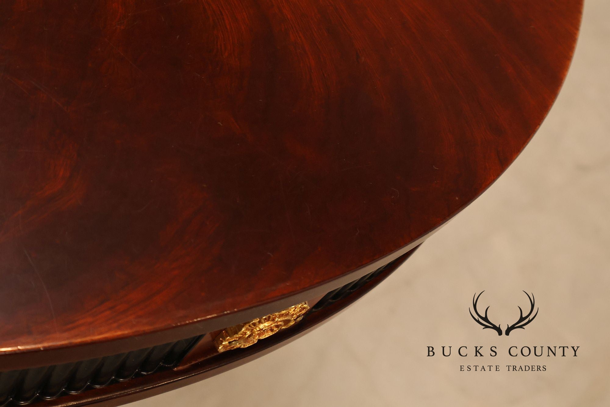 Mariner Neoclassical Style Pair Of Oval Mahogany Pedestal Tables