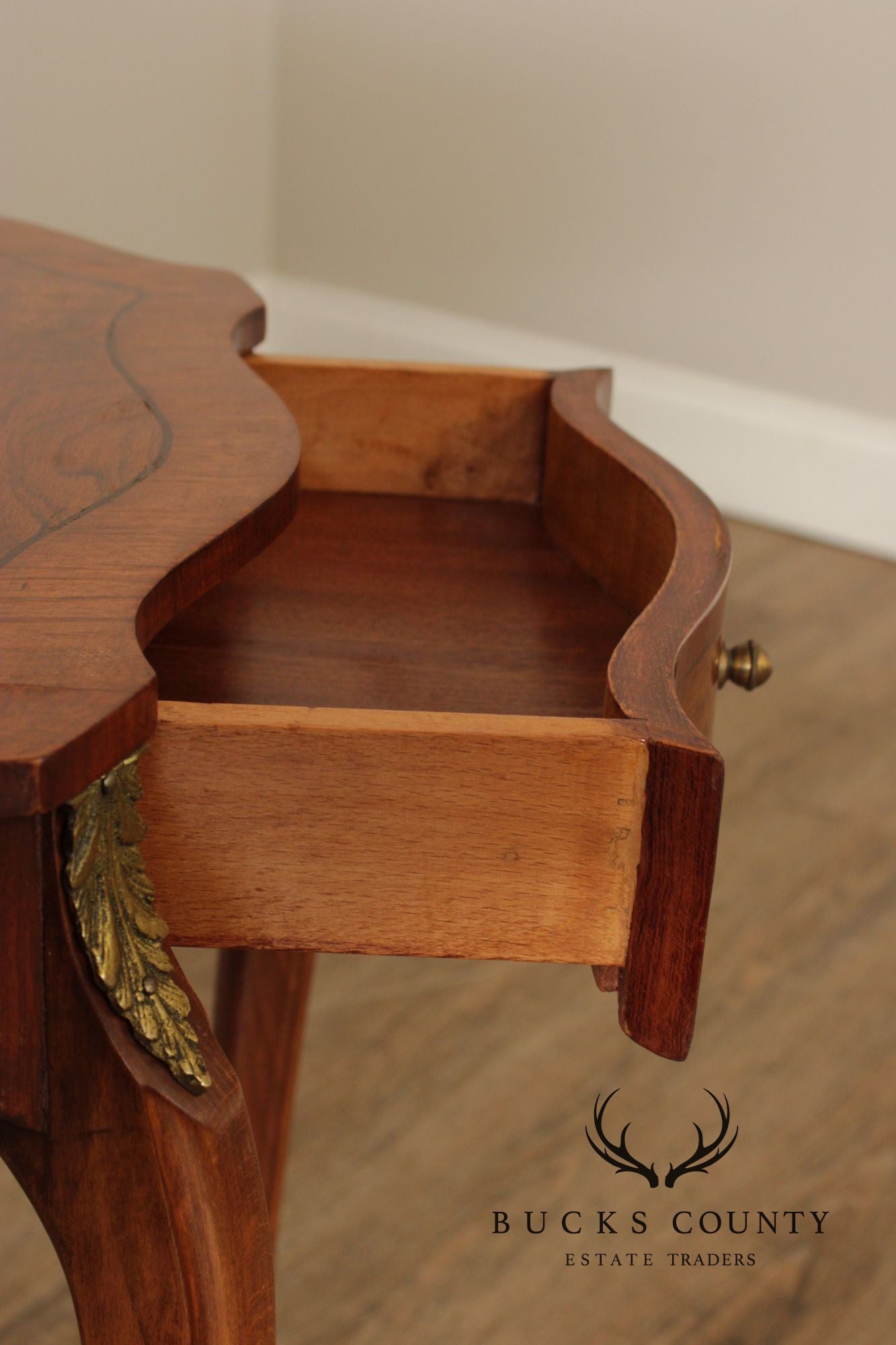 French Louis XV Style Burl Wood Side Table