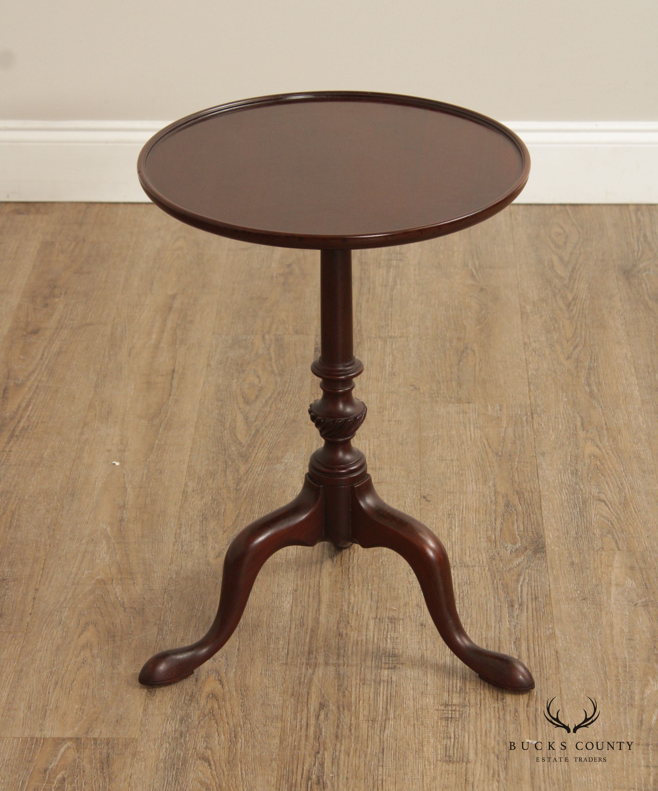 Kittinger Historic Newport Georgian Style Mahogany Round Mahogany Drinks Side Table