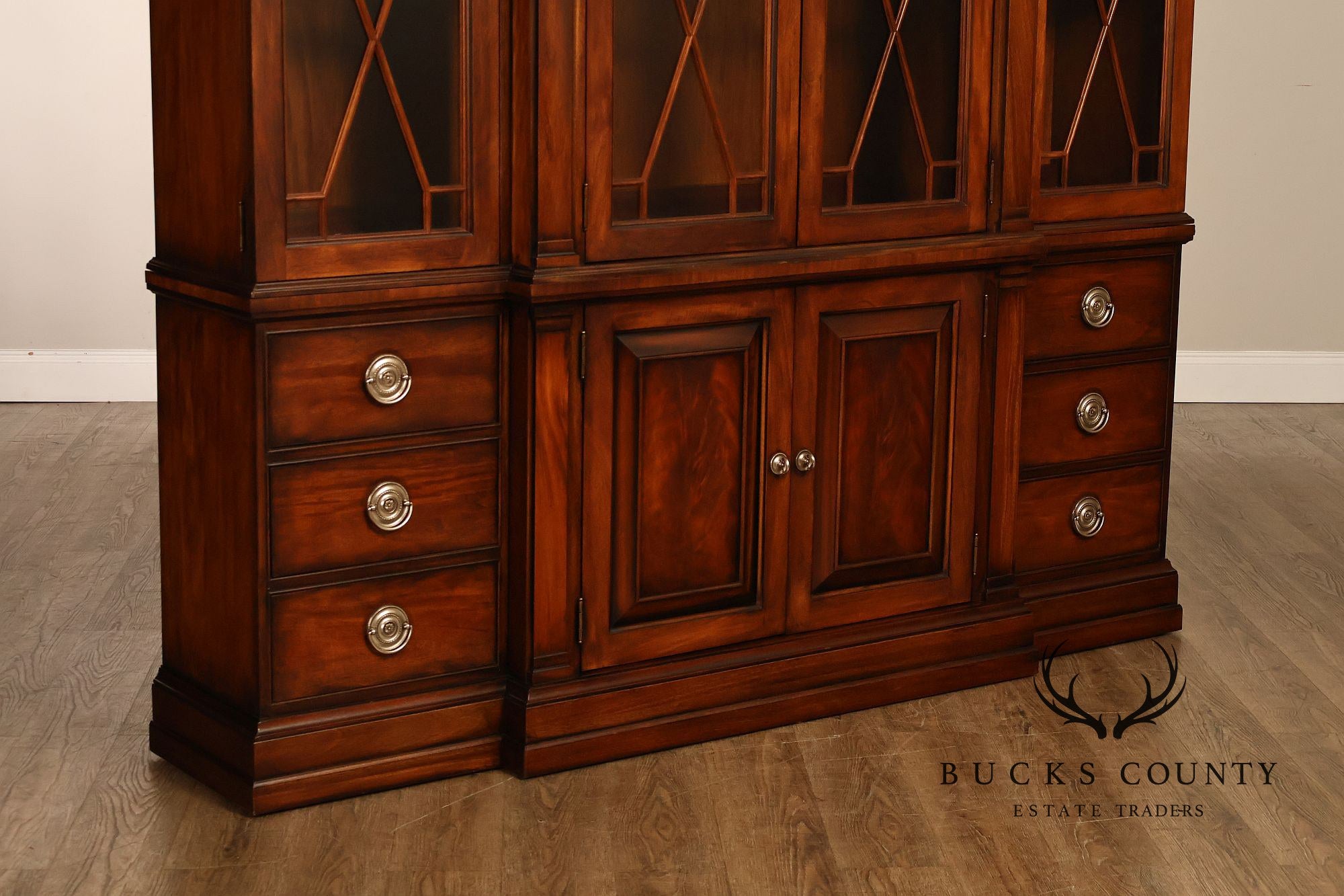Ethan Allen Newport Collection Mahogany Four Door Breakfront China Cabinet