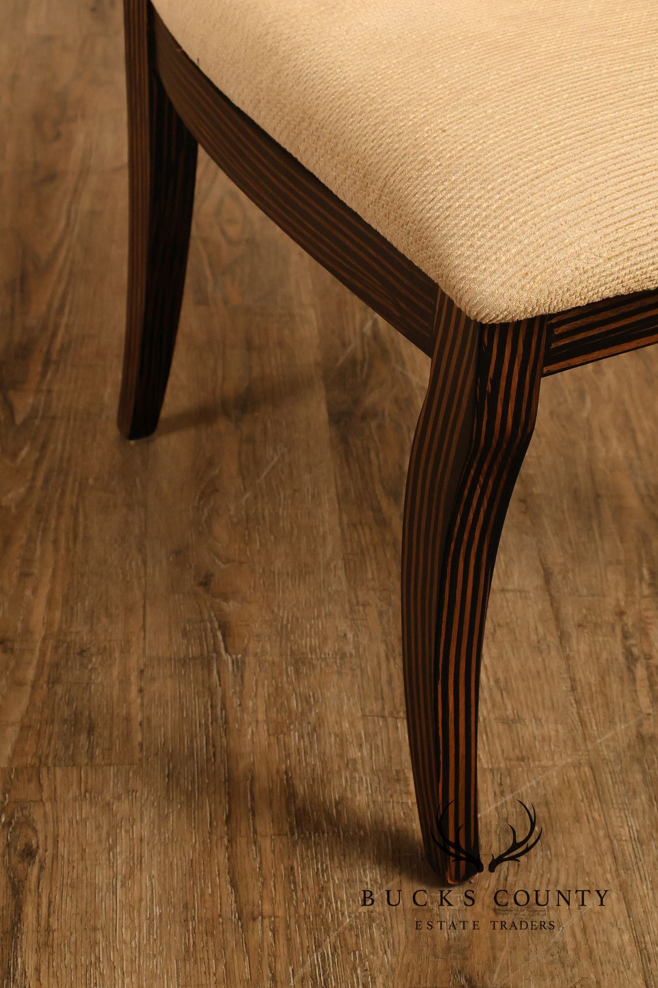 Giorgio Collection Natural Wood Pedestal Dinning Table and 8 Chairs
