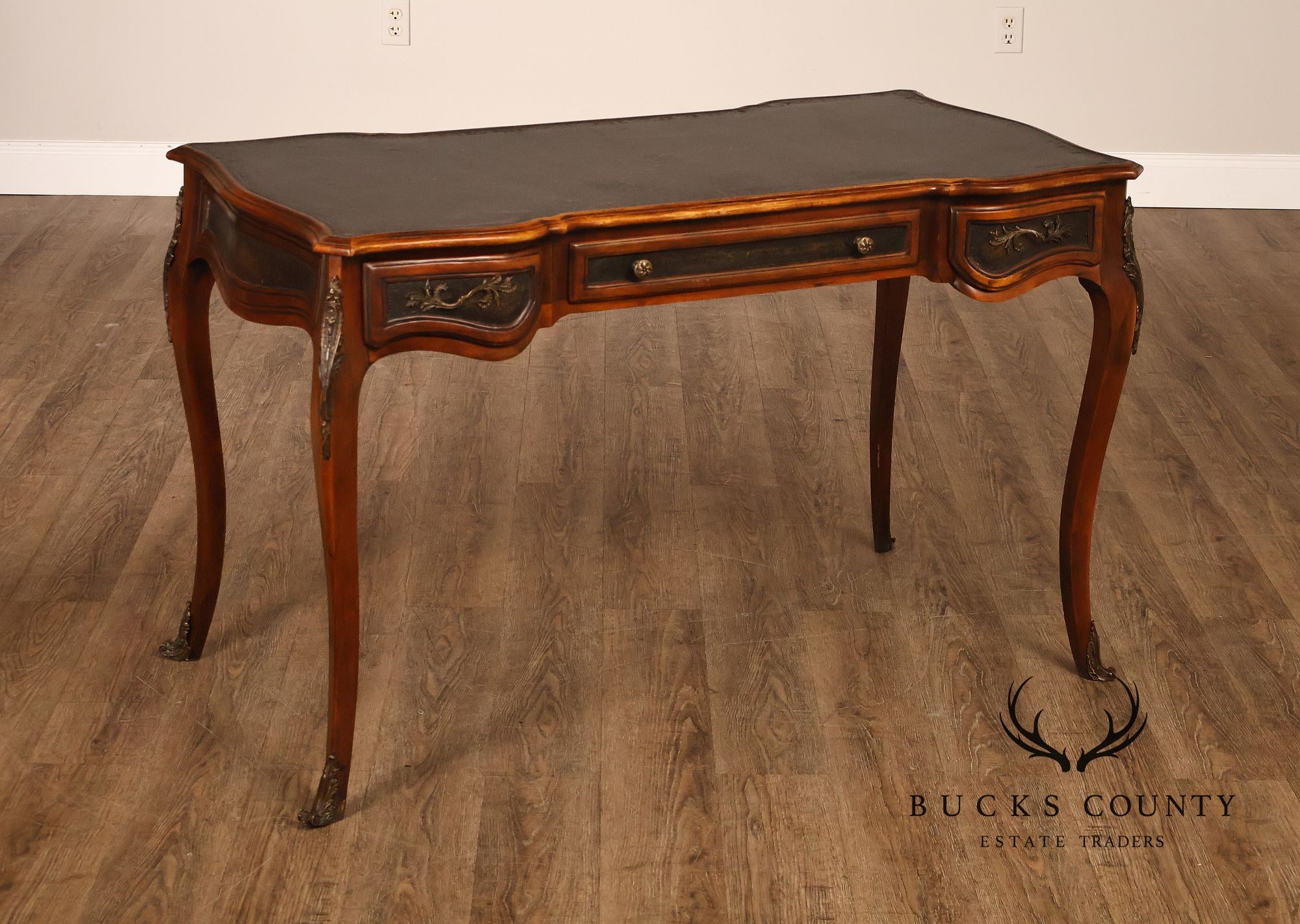 Theodore Alexander Chateau Du Vallois French Louis XV Style Walnut Leather Writing Desk