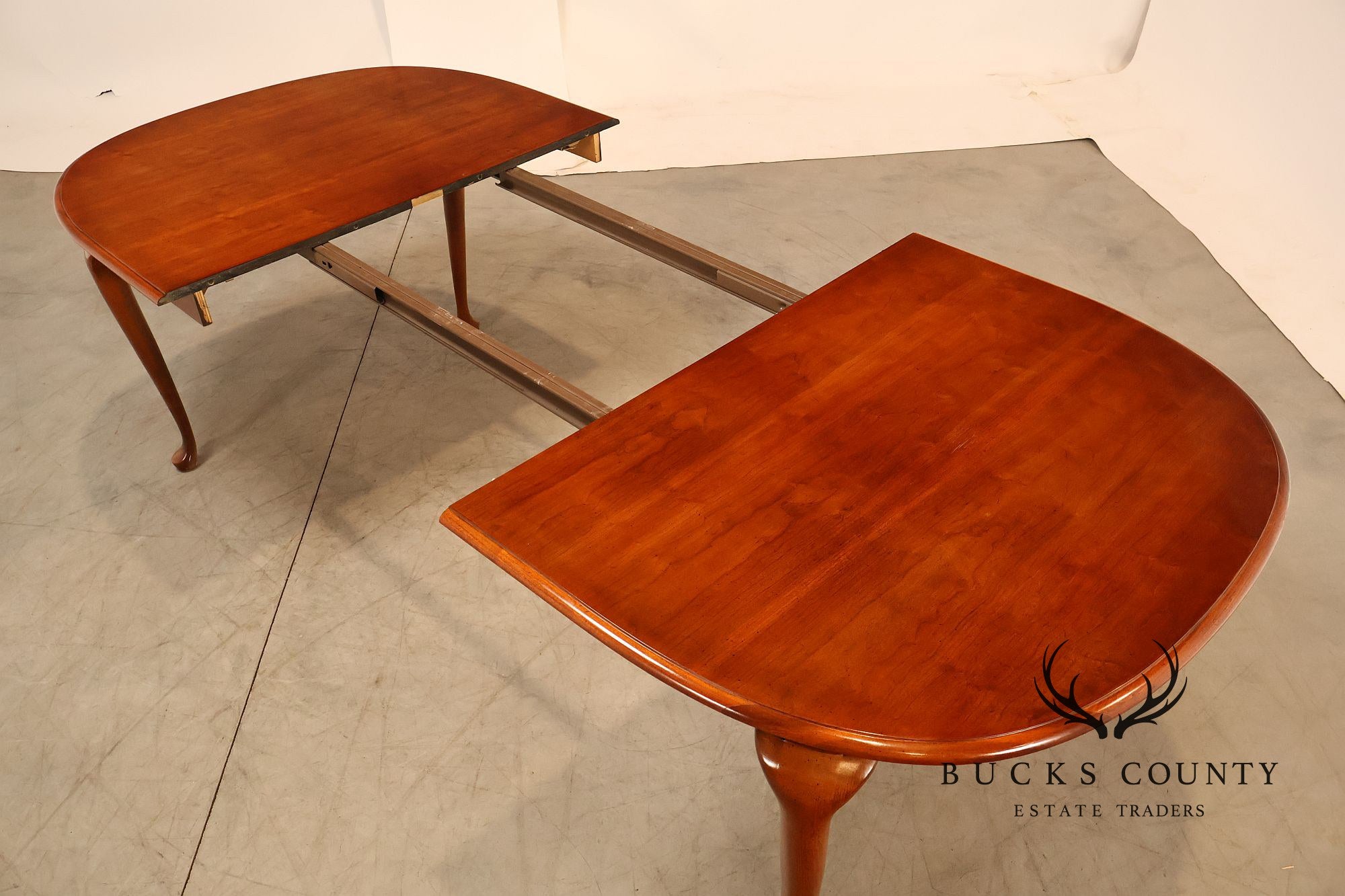 American Drew Traditional Cherry Dining Table With Two Leaves