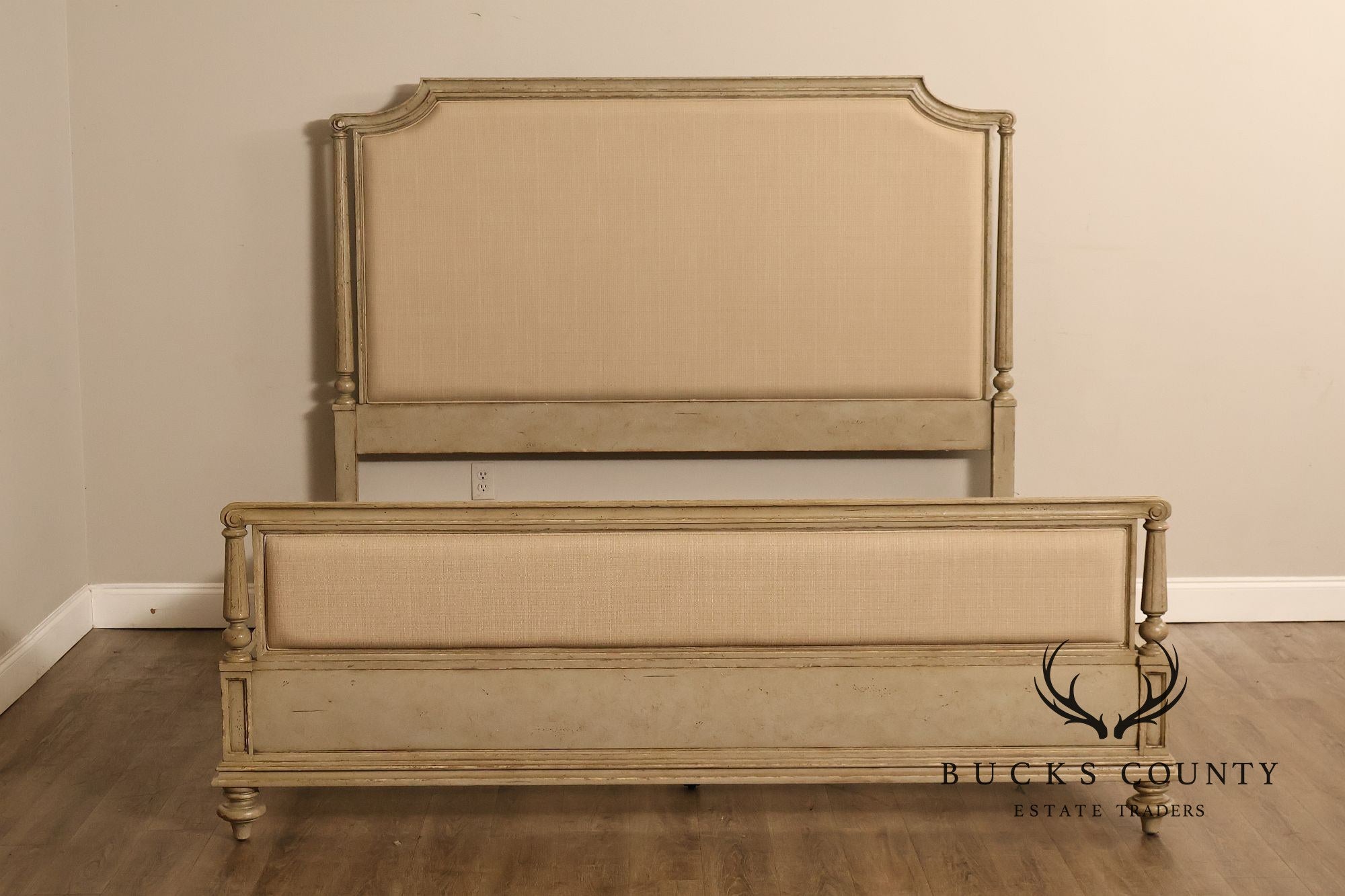 Stanley Furniture Arrondissement Collection King 'Palais' Bed