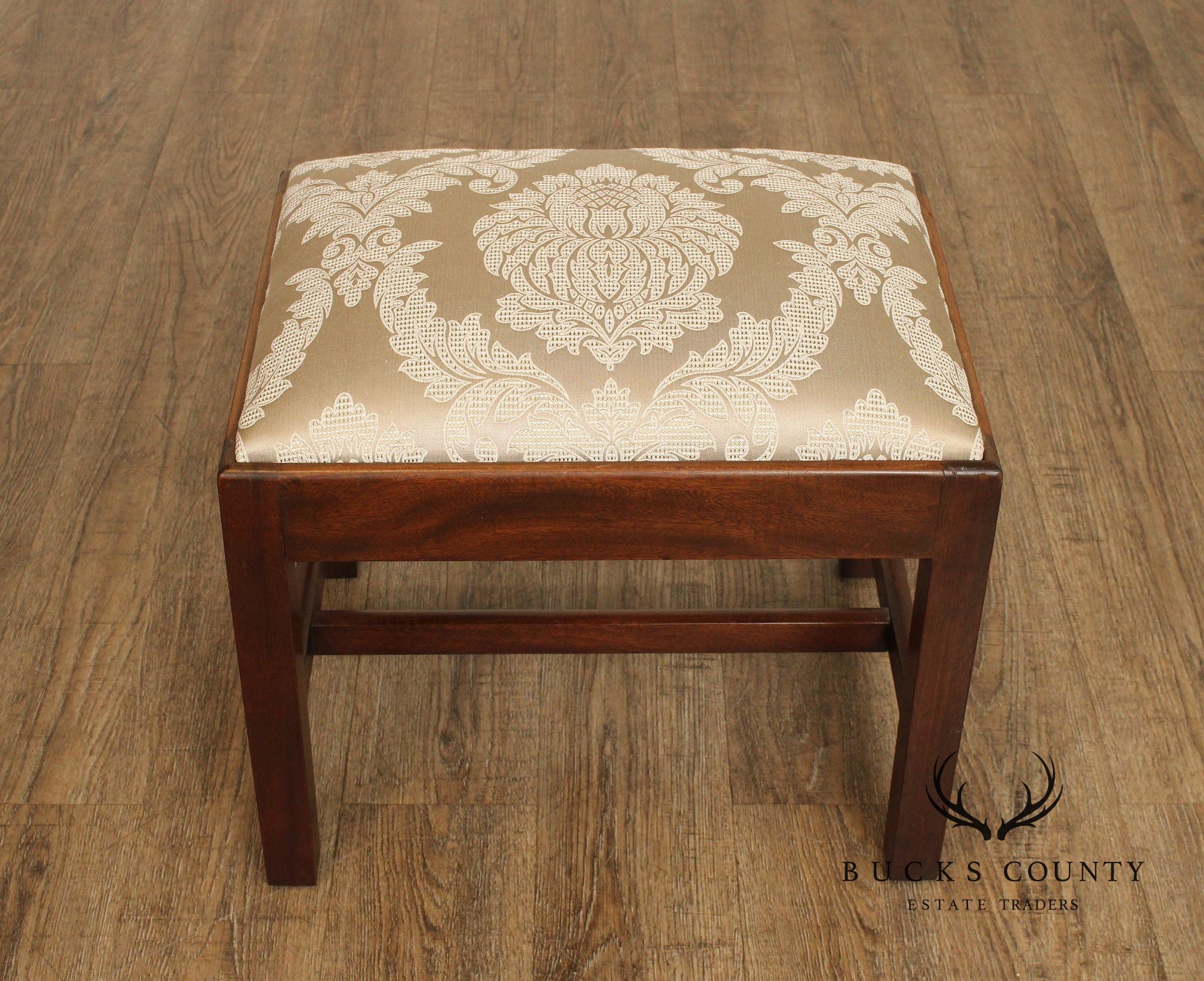 Kittinger Williamsburg Adaptation Mahogany Foot Stool