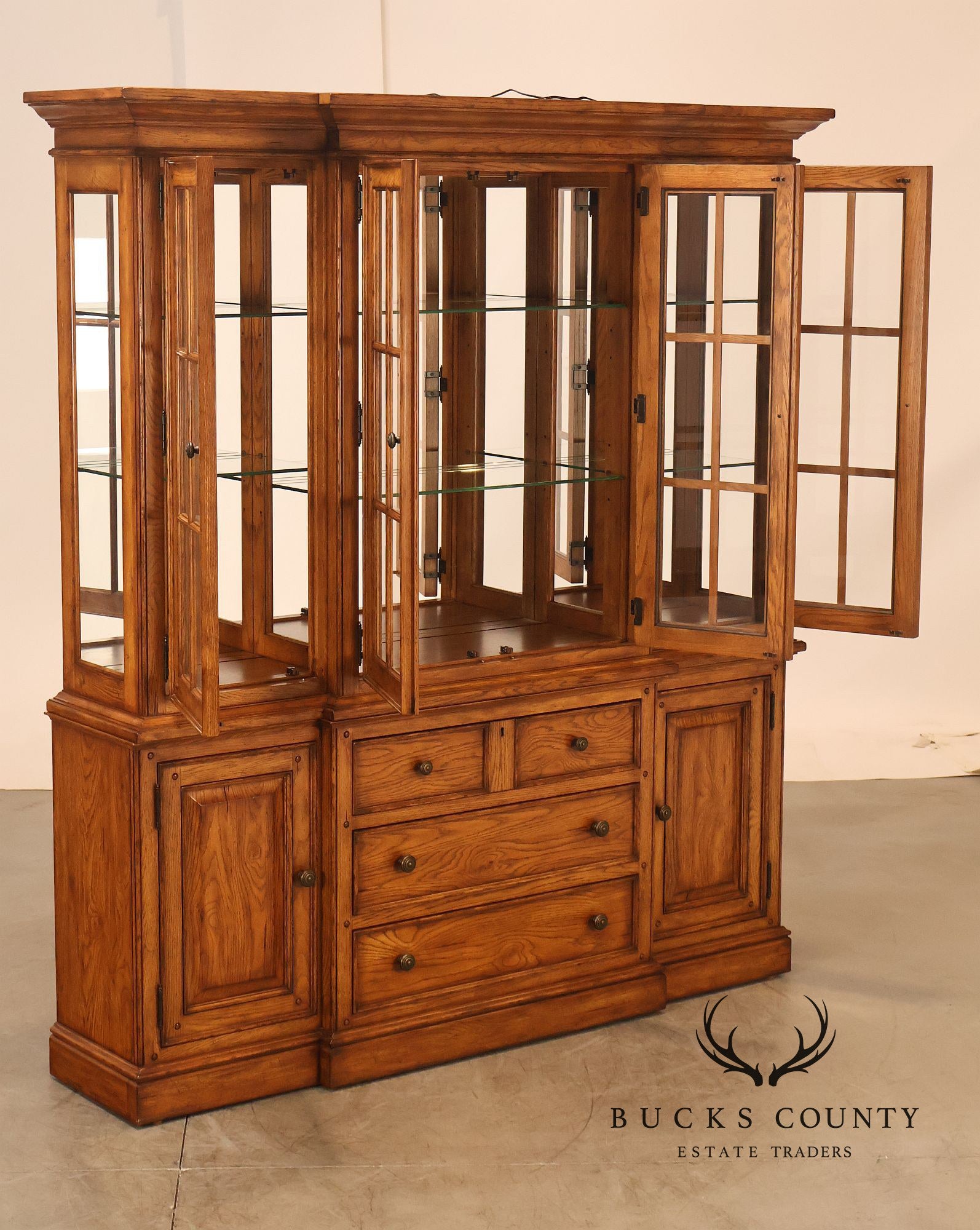 Thomasville Lighted Oak China Cabinet