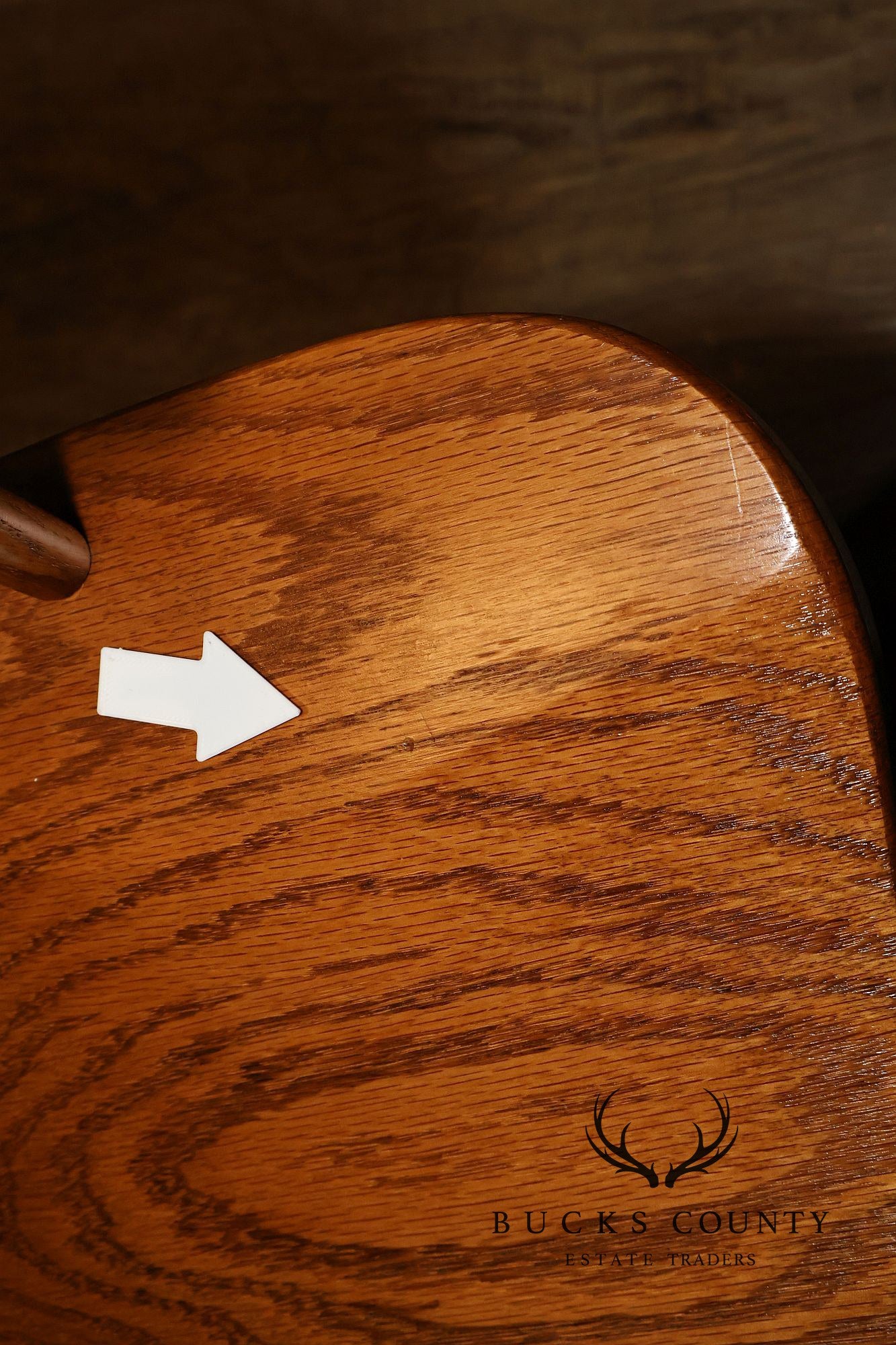 Richardson Brothers Colonial Windsor Style Set Of Seven Oak Dining Chairs