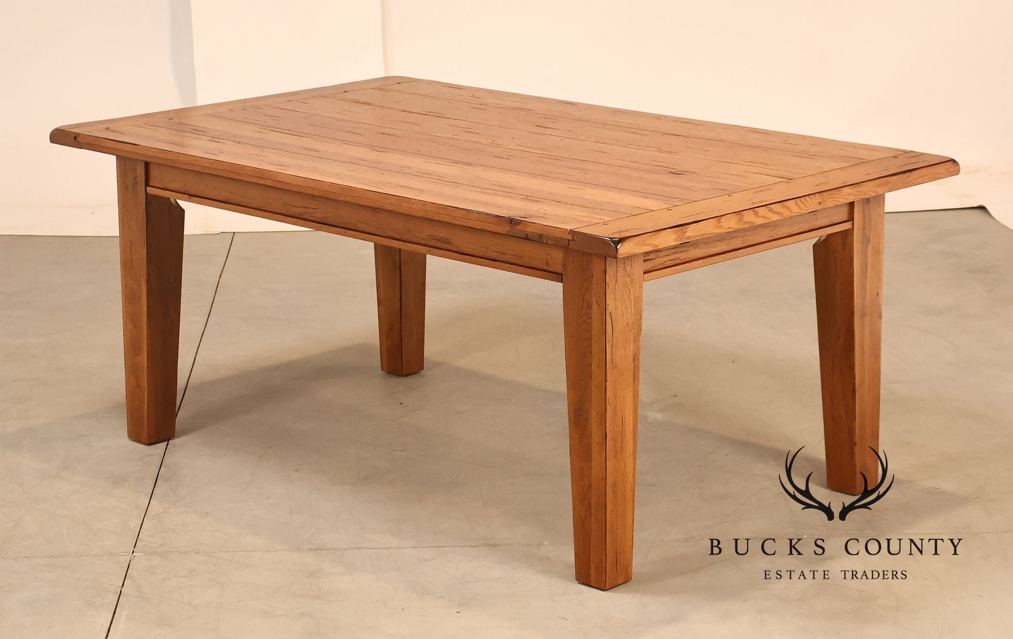 Broyhill Attic Heirlooms Farmhouse Extending Dining Table