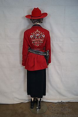 Annie Oakley Life Size Large Dressed Mannequin w/ Replica Pistol, Holster