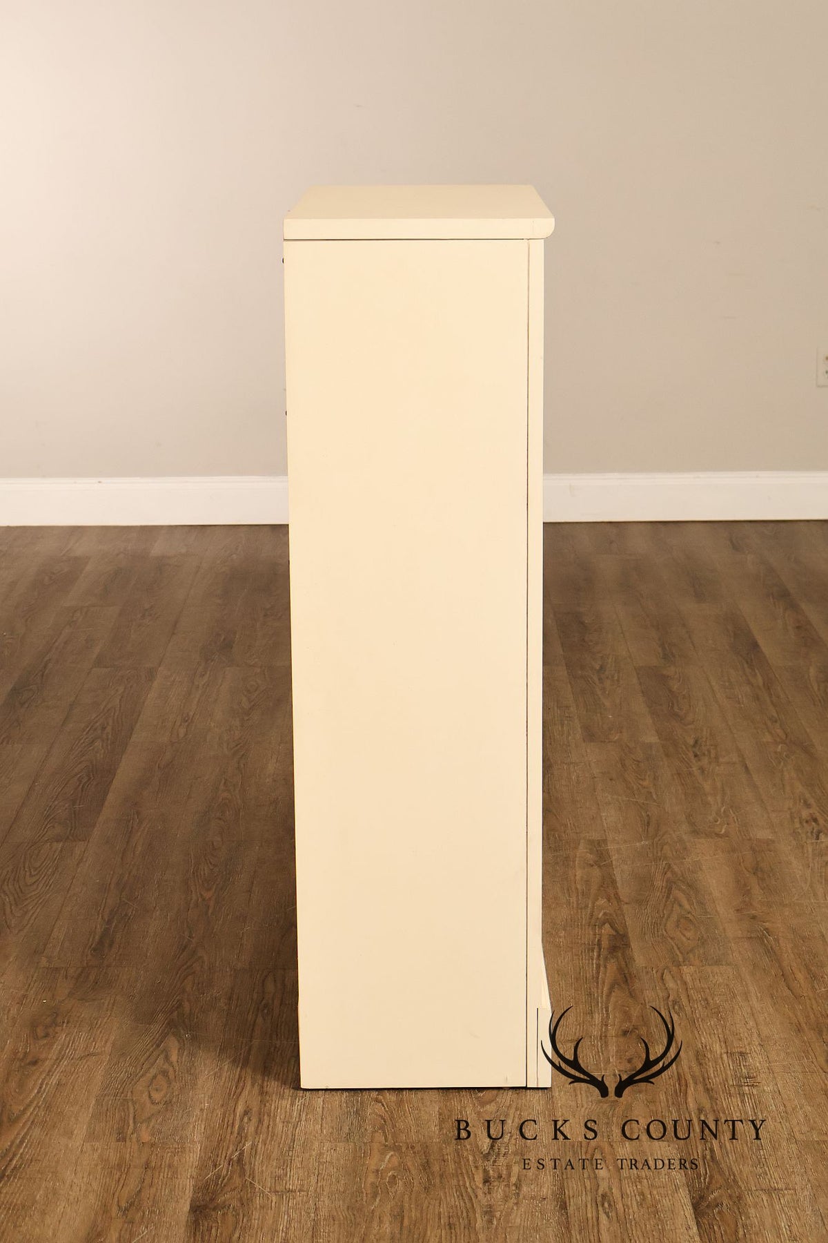 Ethan Allen Coastal Style Pair of Painted Open Bookcases