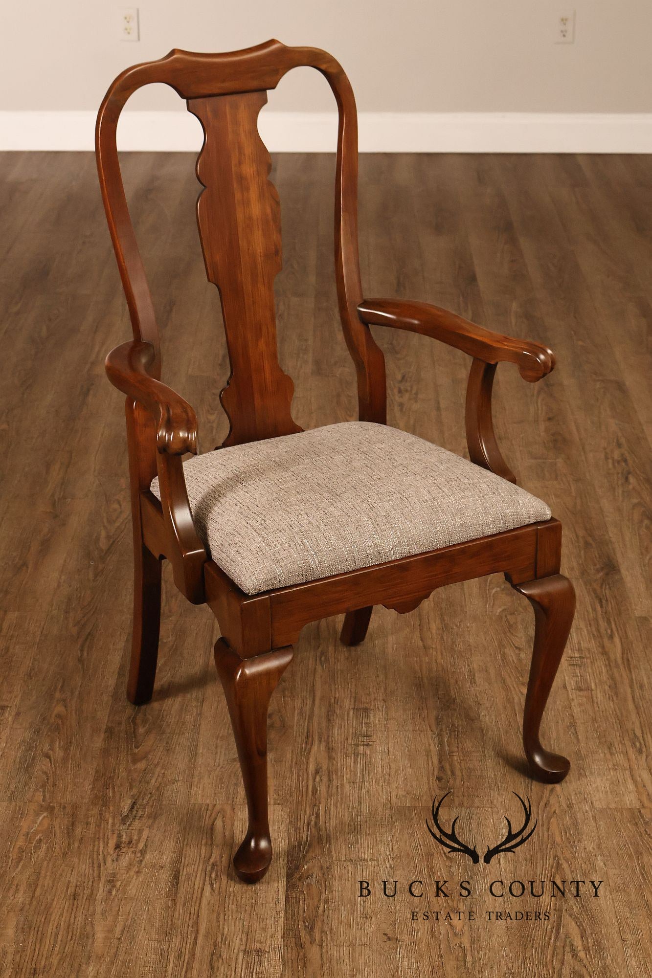 Queen Anne Style Set Of Six Cherry Dining Chairs