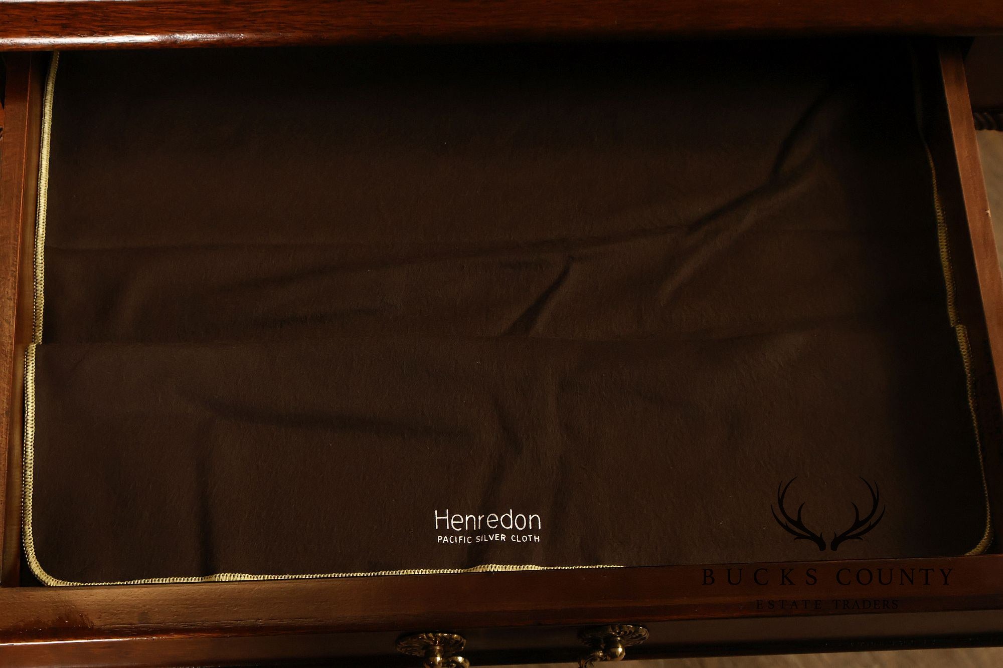 Henredon 'Rittenhouse Square' Mahogany Expandable Dining Table