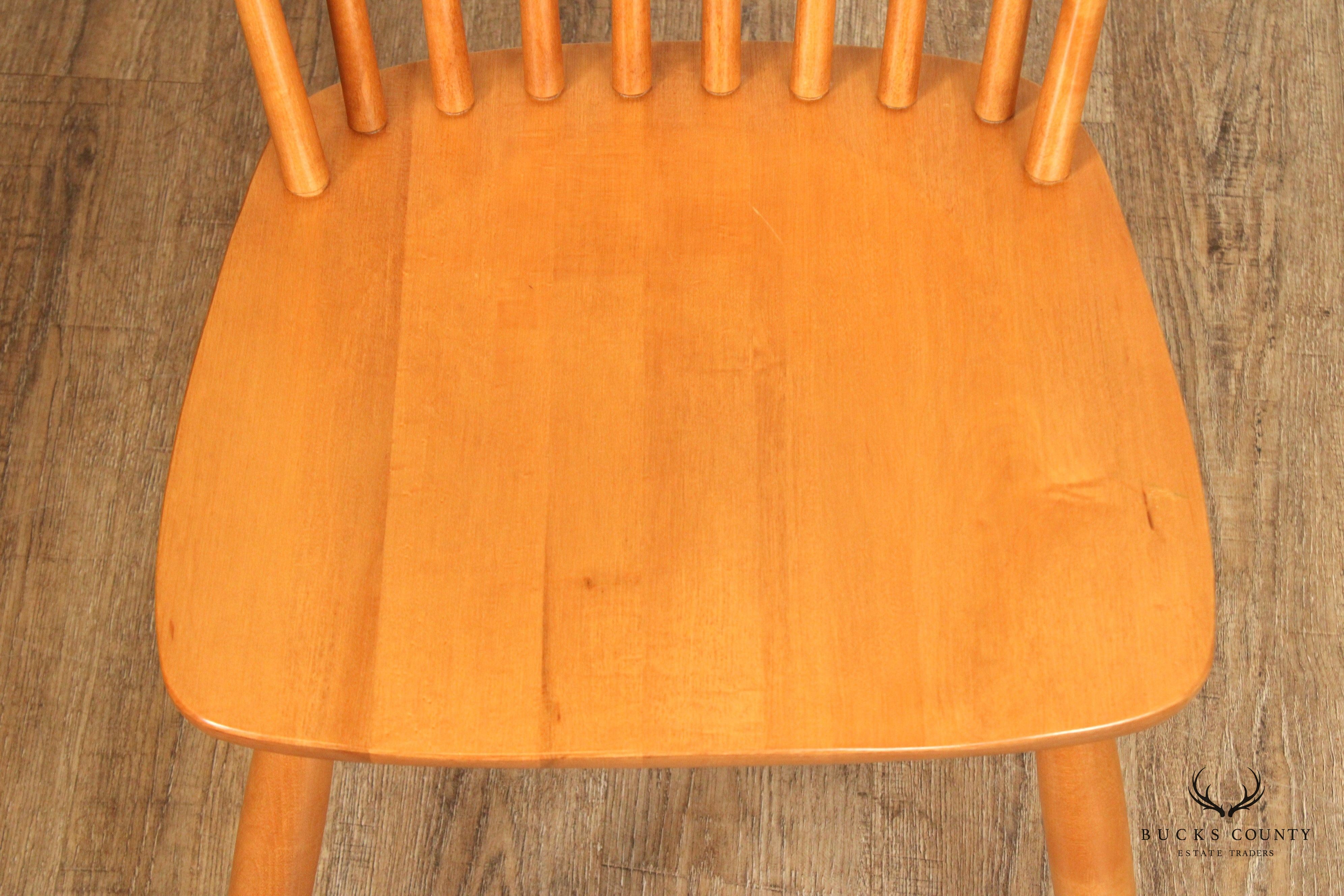 Ethan Allen 'Country Colors' Maple Windsor Dining Chair