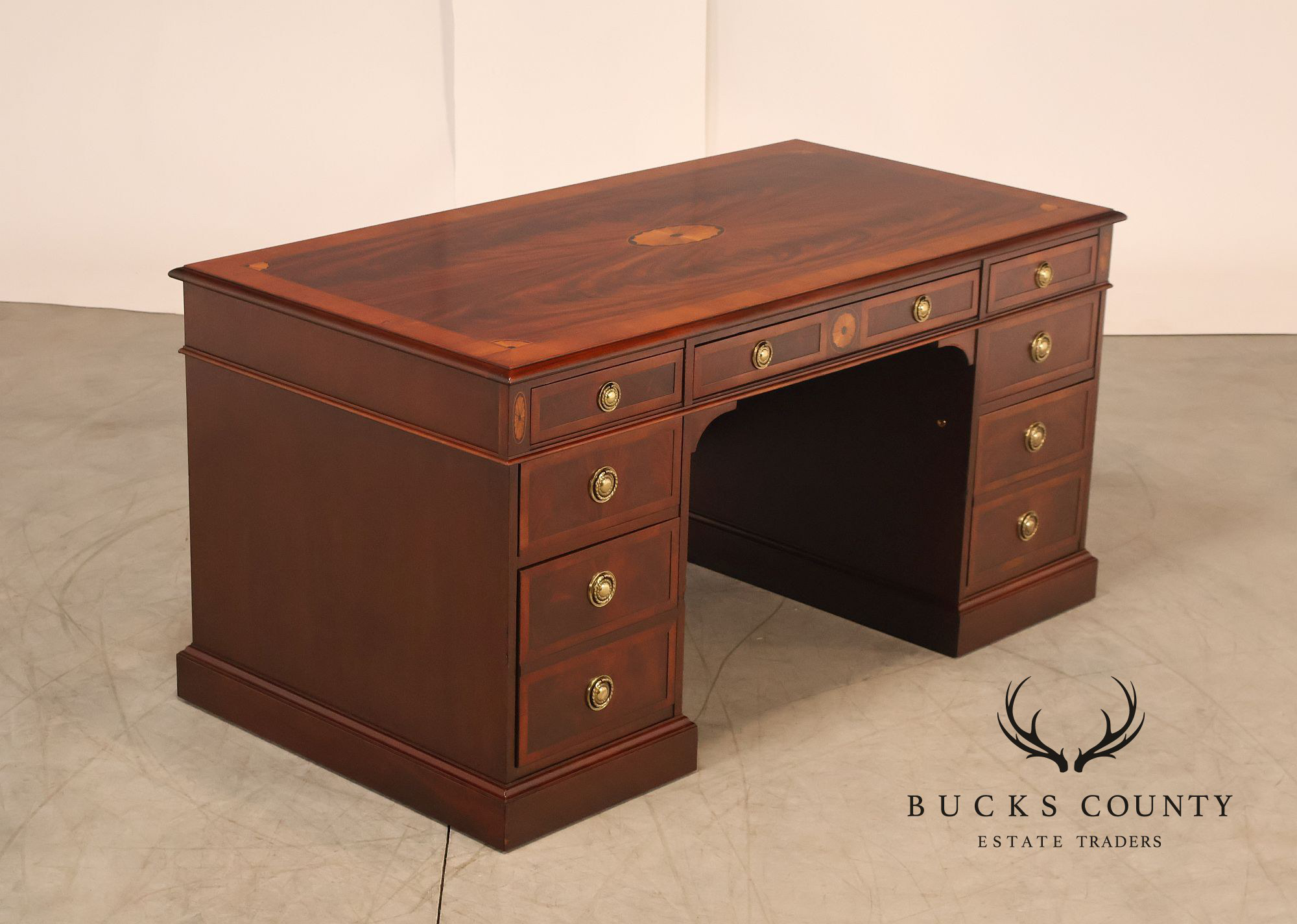 Hekman Federal Style Inlaid Mahogany Executive Desk