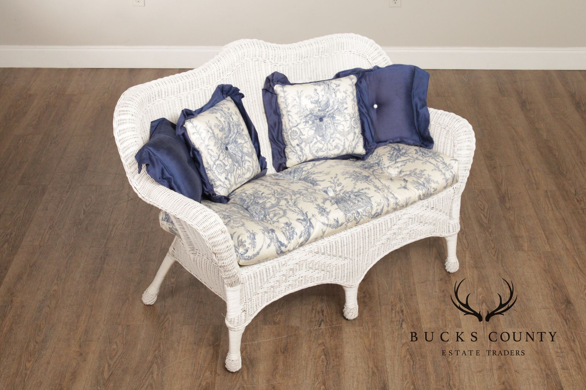 Vintage White Wicker Settee