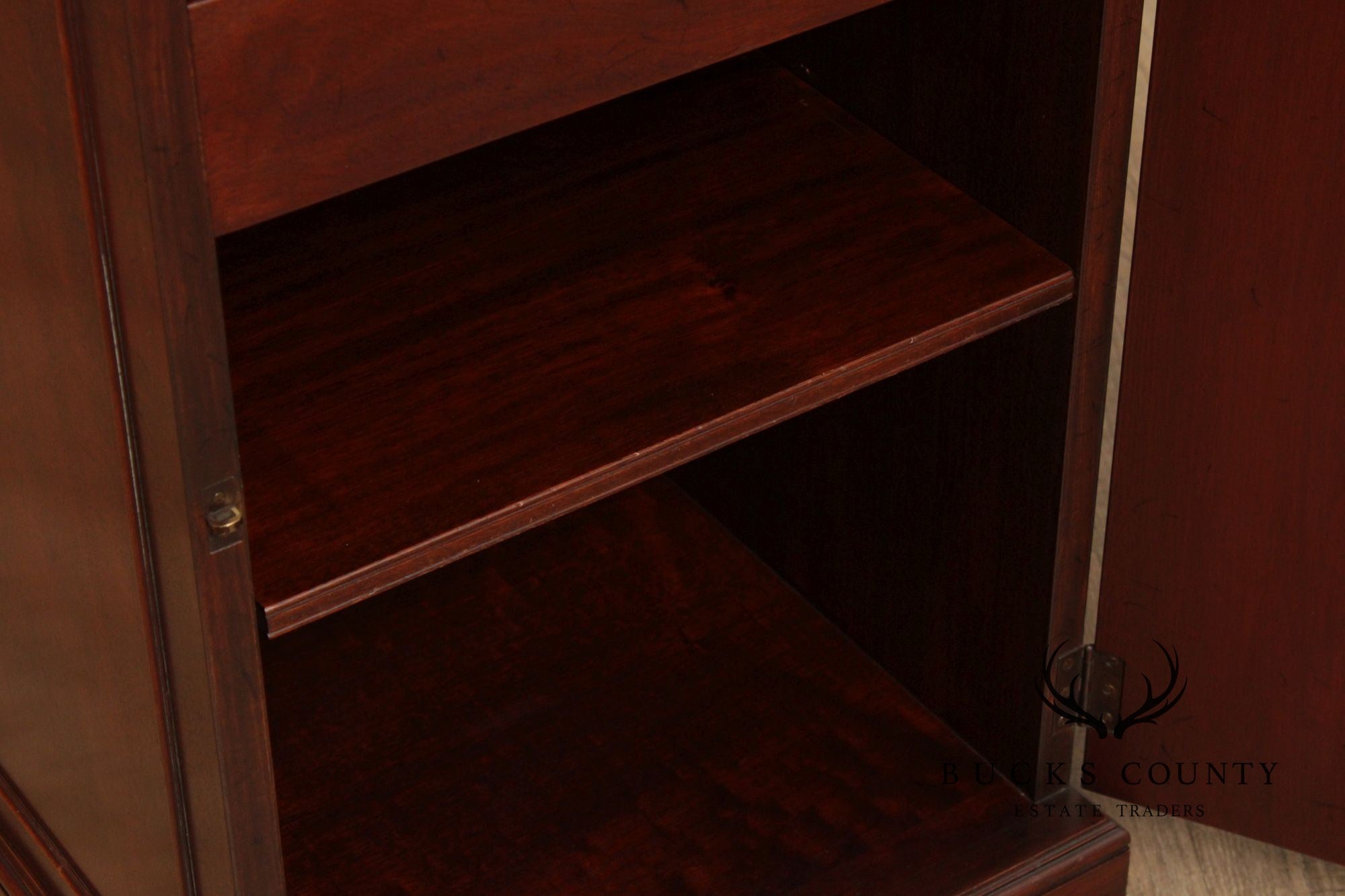 Georgian Style 1940's Custom Mahogany Silver Chest Cabinet