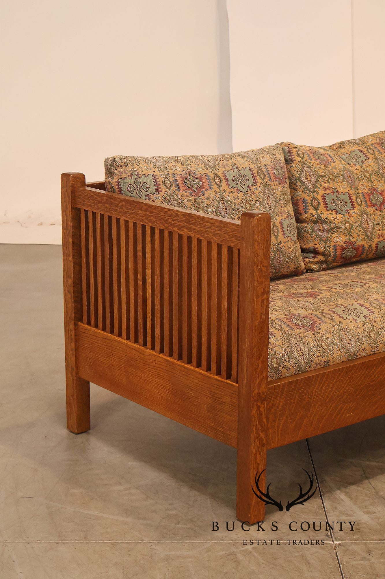Stickley Mission Collection Oak Spindle Settle
