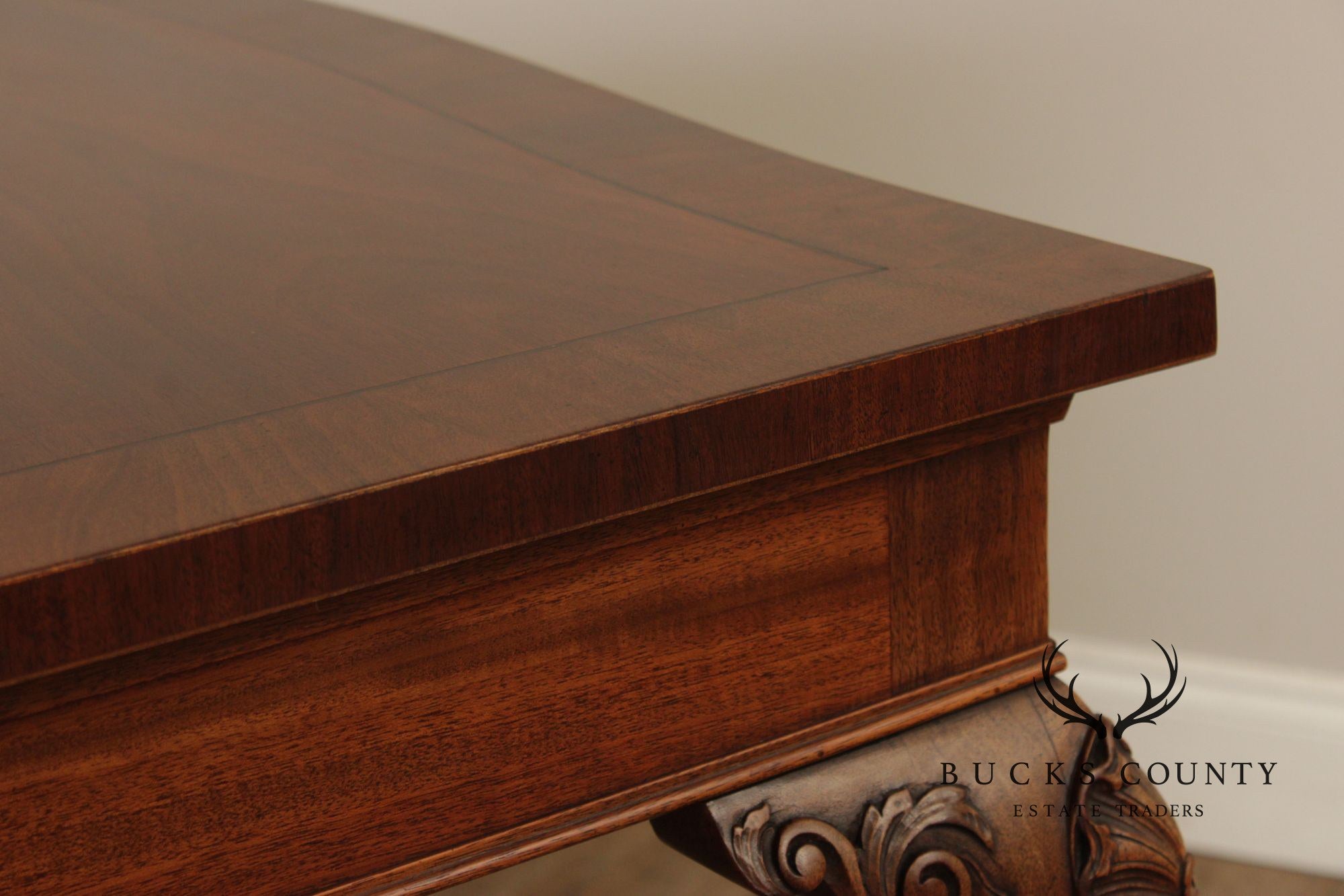 Irish Georgian Style Expandable Mahogany Dining Table