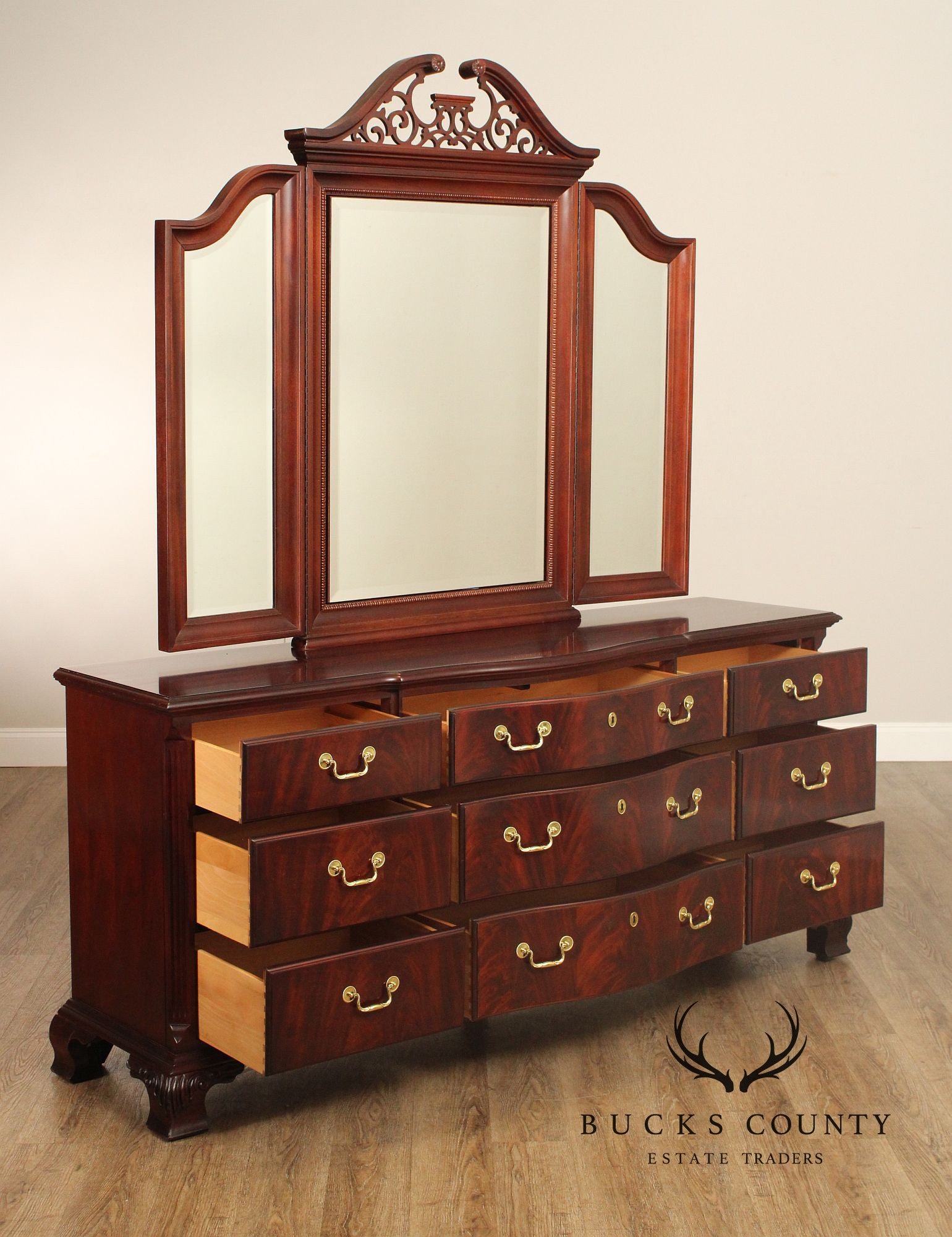 Thomasville Chippendale Style Mahogany Long Dresser and Mirror