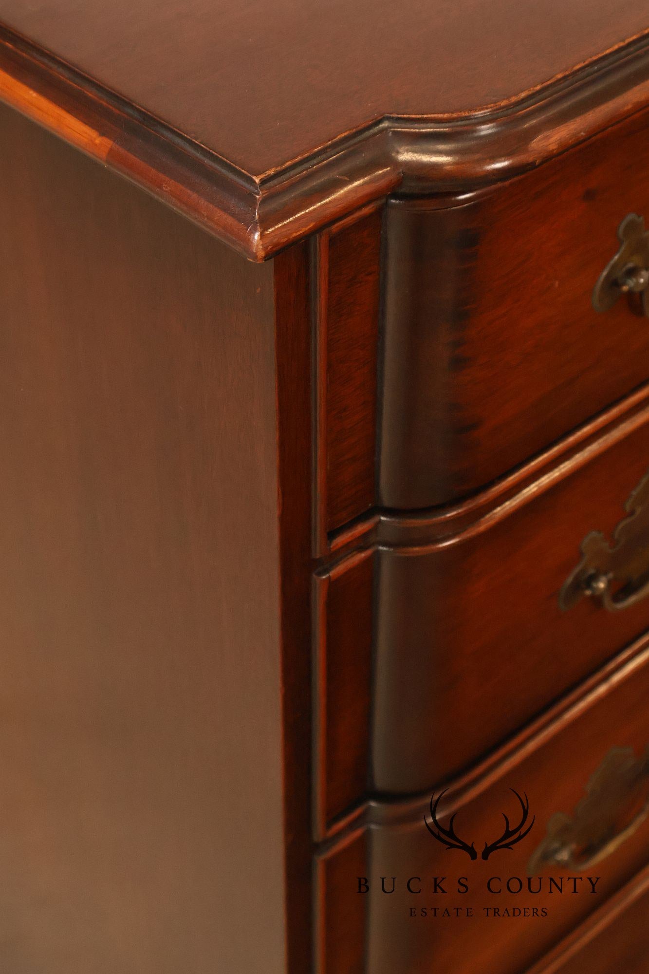 Kindel Chippendale Style Vintage Mahogany Block Front Chest Of Drawers