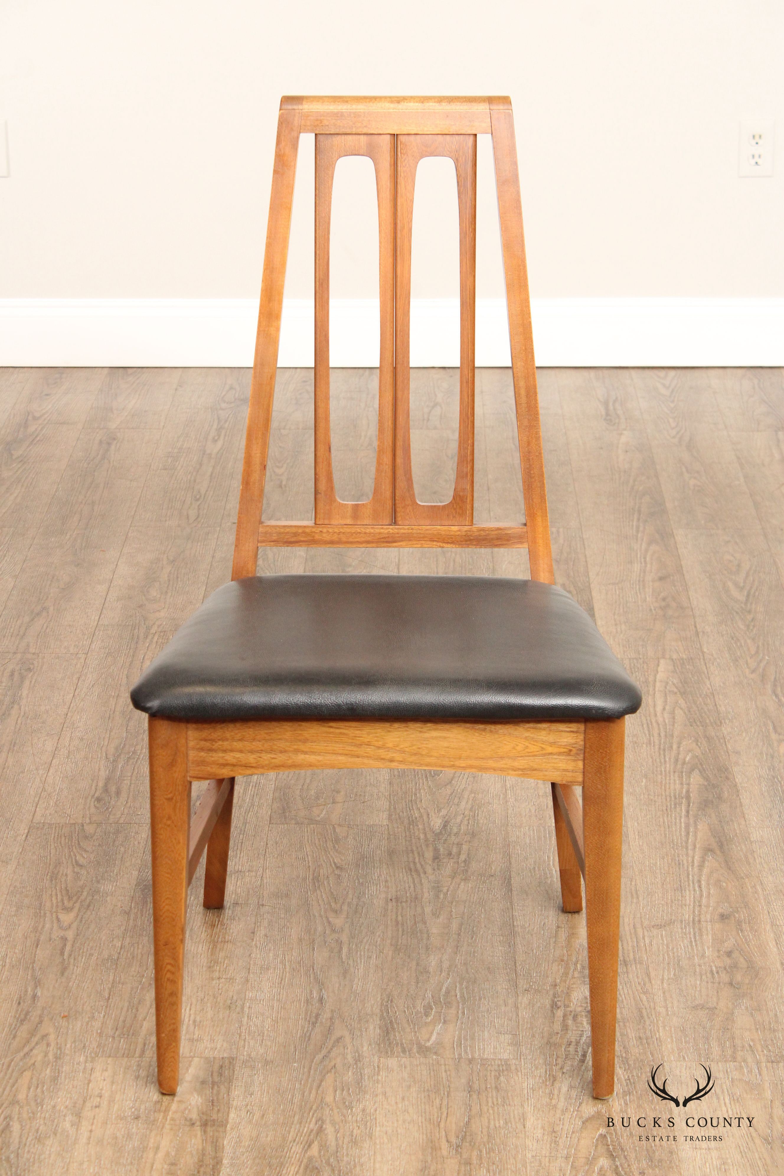 Young Manufacturing Co. Mid Century Modern Set of Six Walnut Dining Chairs