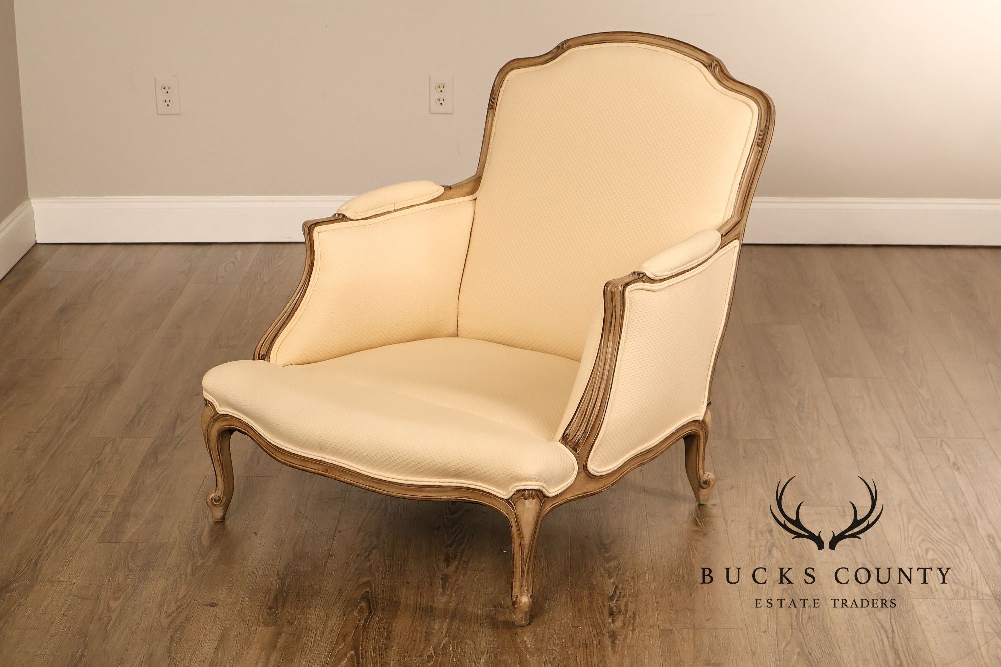 Meyer Gunther Martini French Louis XV Style Bergere Chair