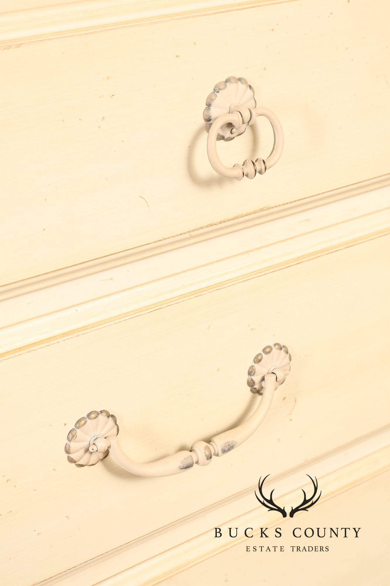 Ethan Allen 'Country French' Distress Painted Chest of Drawers