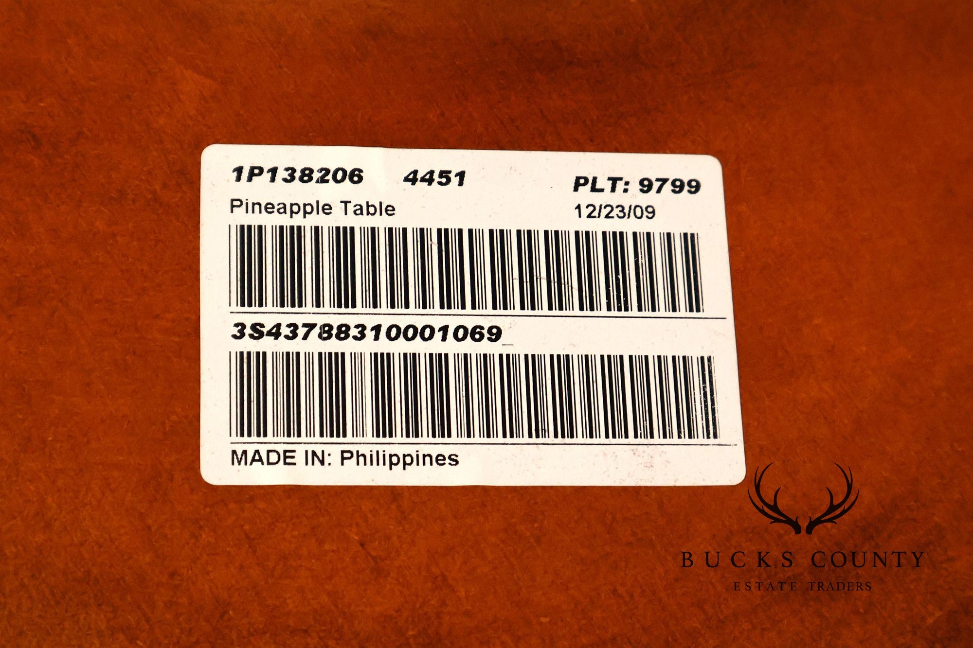 Ethan Allen Round Pineapple Pedestal Side Table