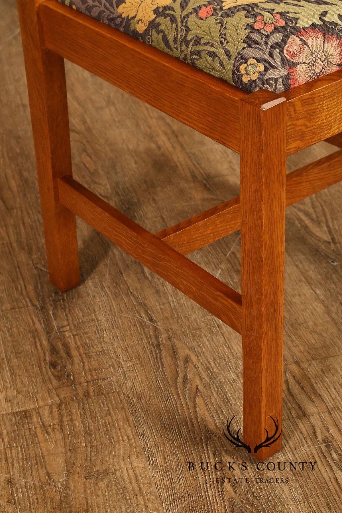 Stickley Mission Collection Set Of Six Oak Spindle Back Dining Chairs