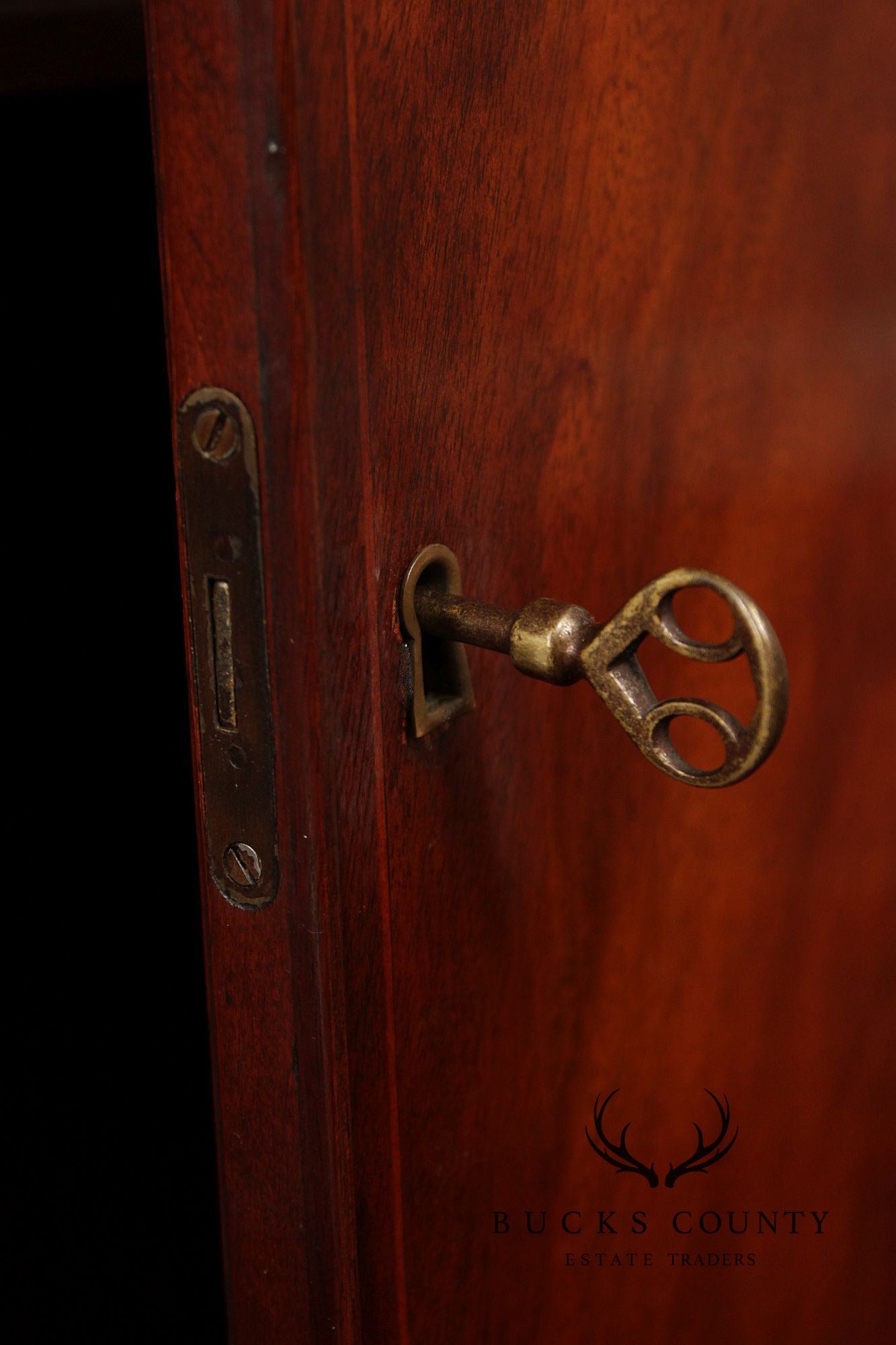 Henredon Heritage Vintage  Mahogany Buffet Sideboard