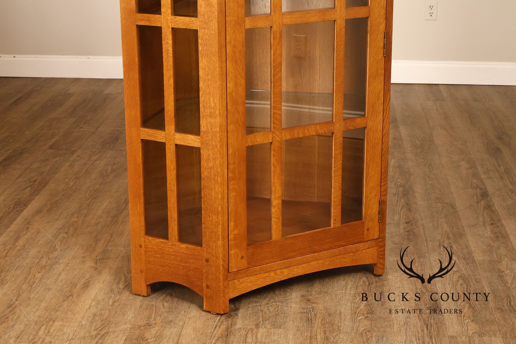 Stickley Mission Collection Oak Corner Cabinet