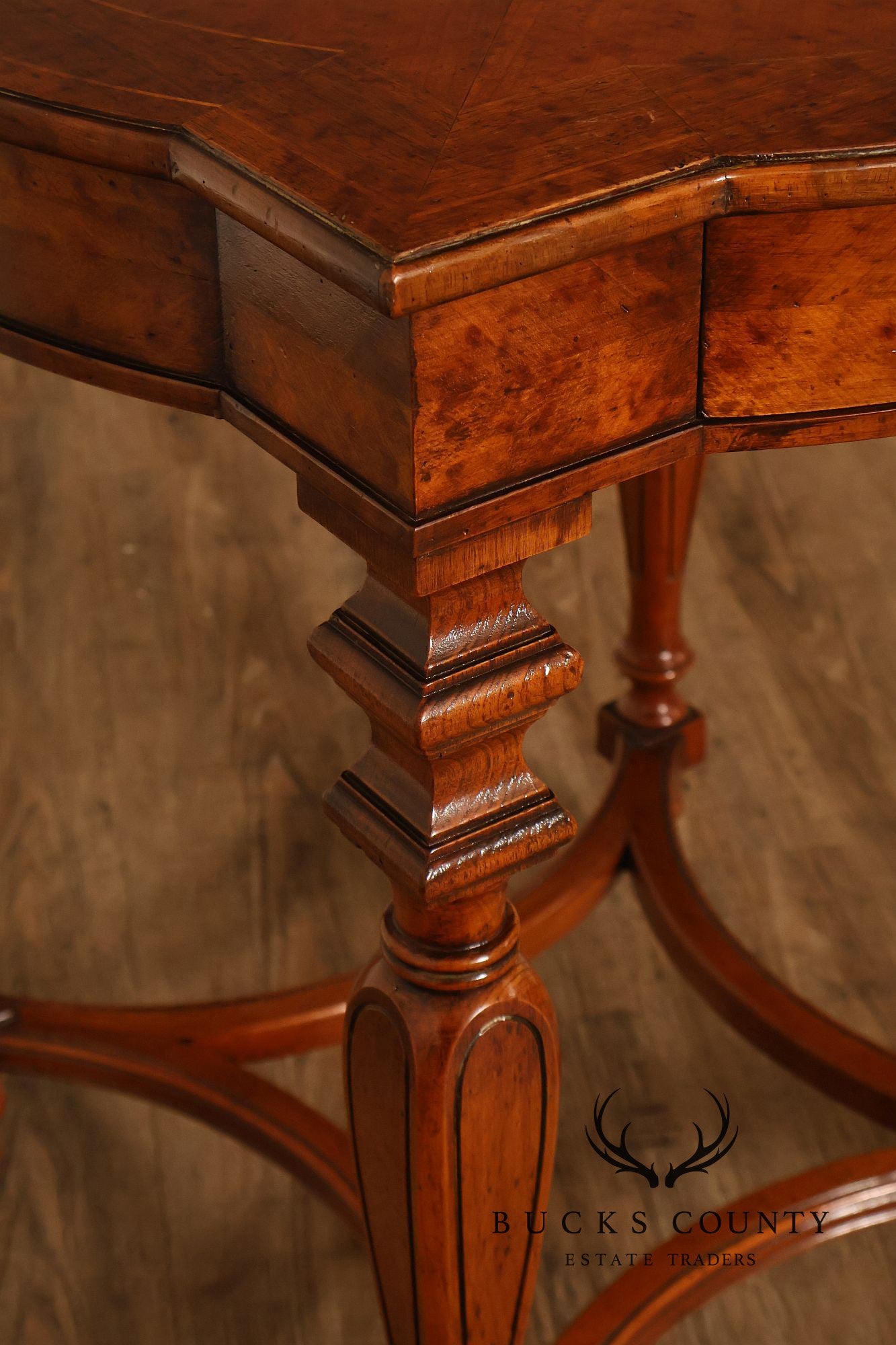 Koypthe Continental Style Walnut And Burl Walnut Inlaid Accent Table