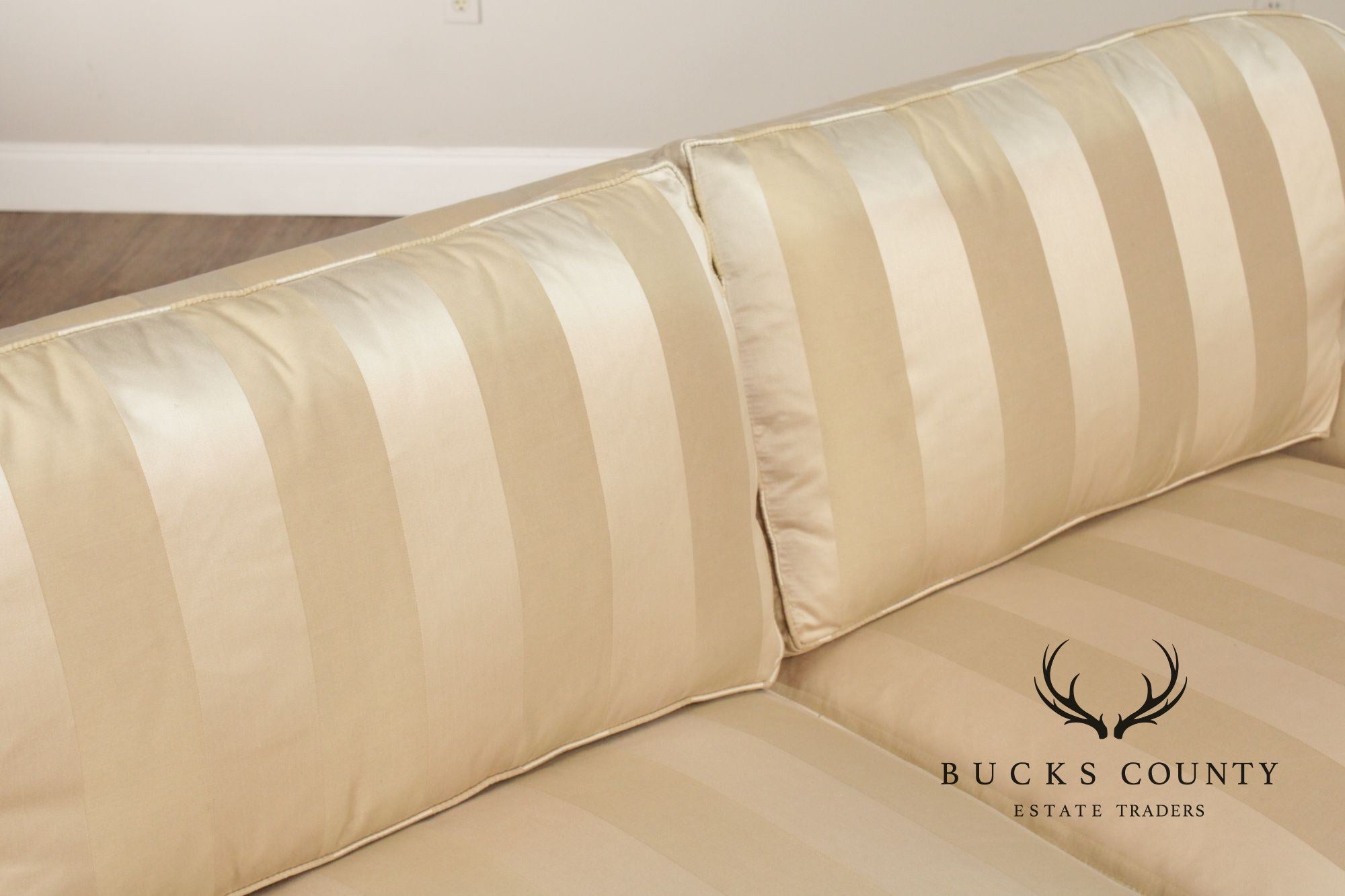 EJ Victor Rolled Arm Upholstered Sofa