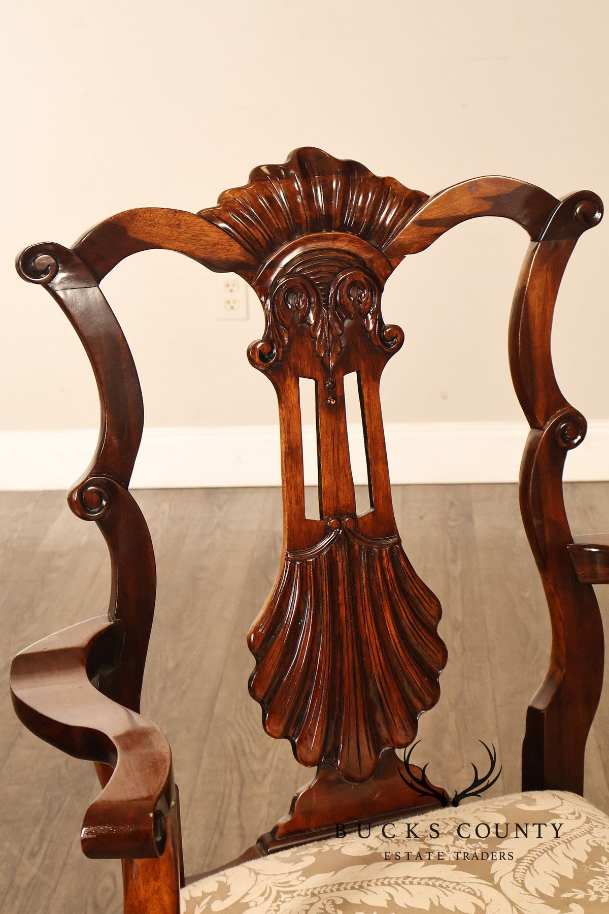 Chippendale Style Set Of 8 Mahogany Carved Claw Foot Dining Chairs