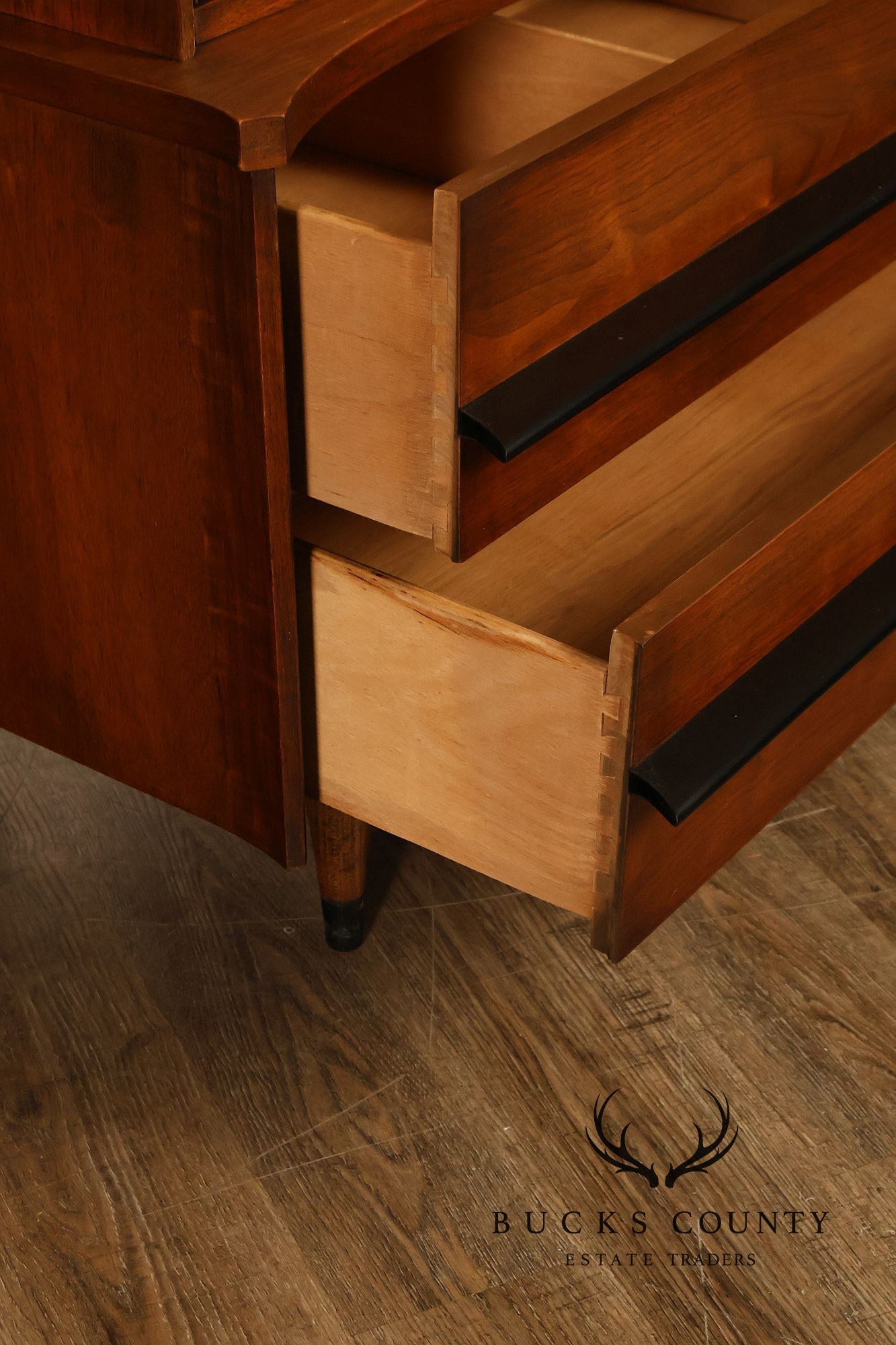 American Of Martinsville Mid-Century Modern Walnut Gentleman's Chest