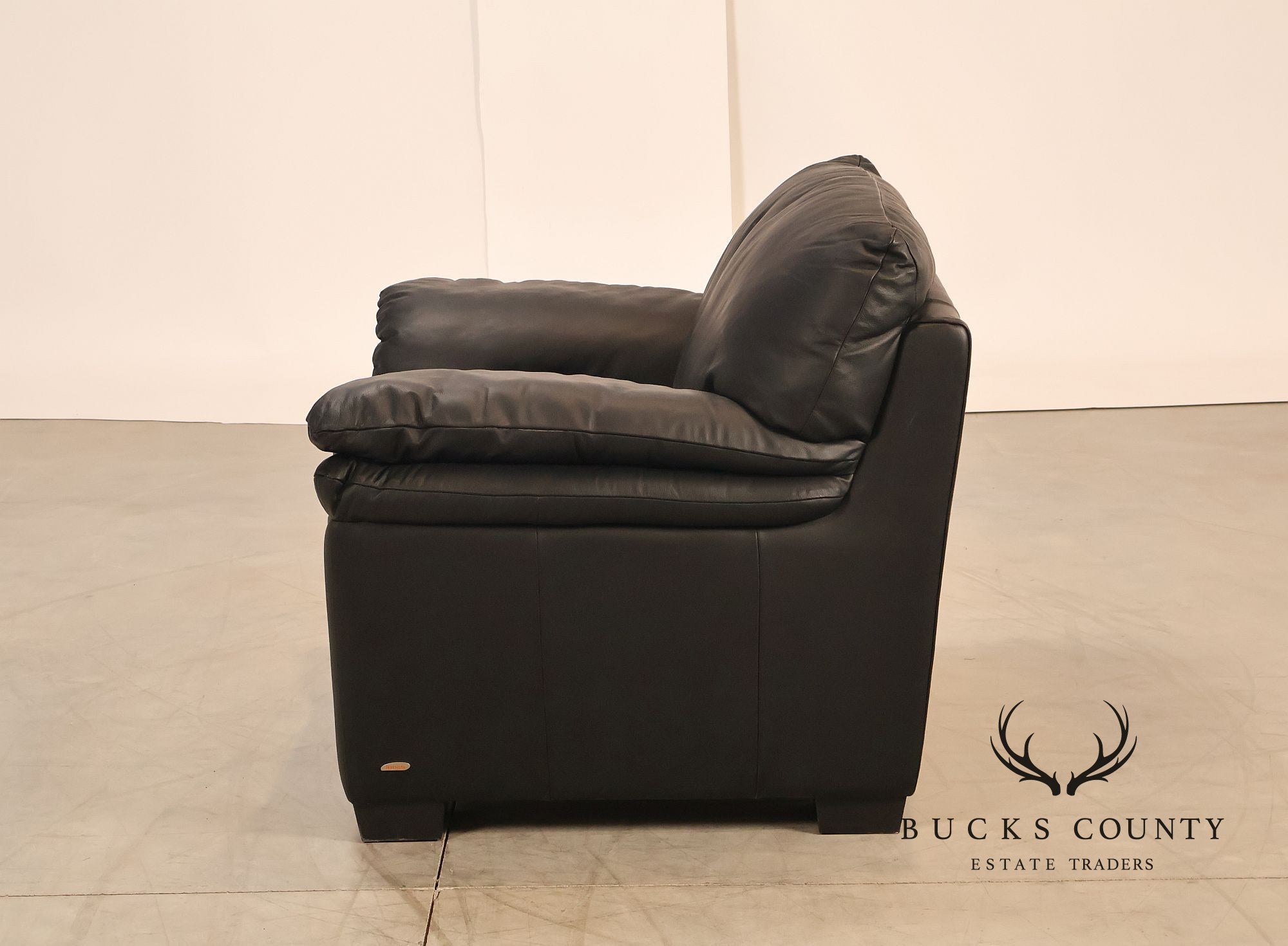 Italsofa Contemporary Black Leather Club Chair