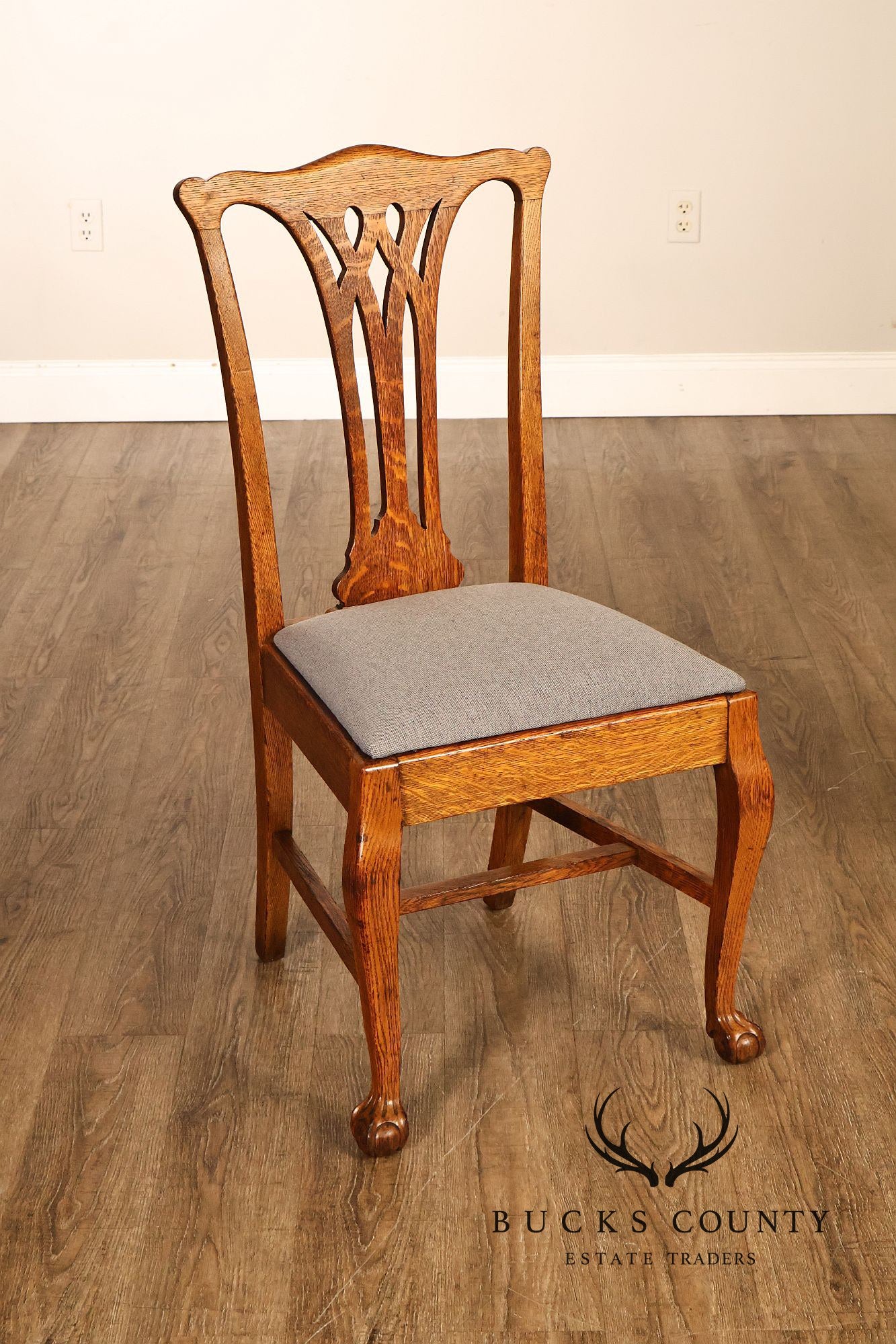 Renaissance Revival Set of Five Carved Oak Dining Chairs